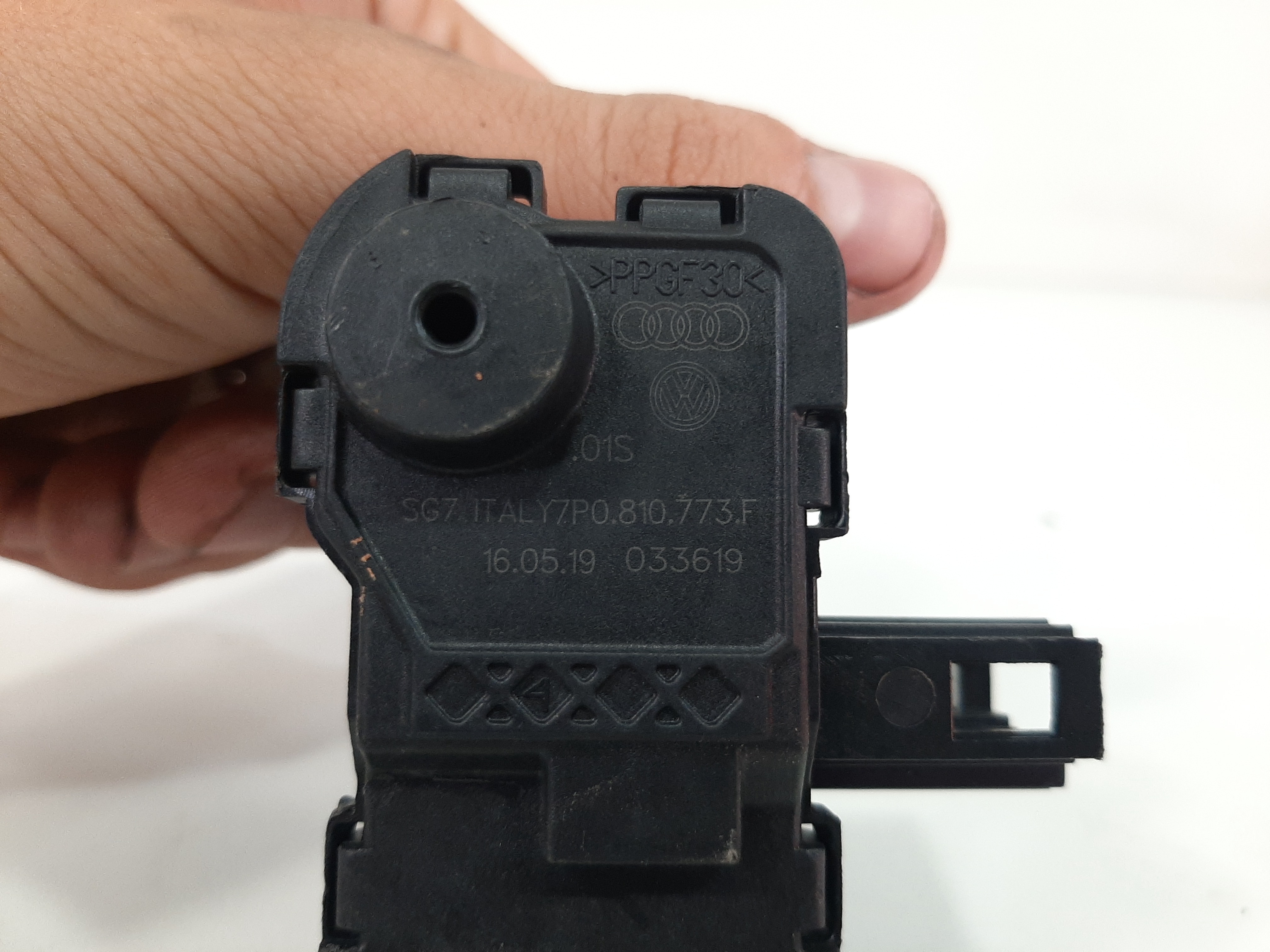 Motor Trava Portinhola Vw Virtus 2018 2019 2020 2021 2022 4