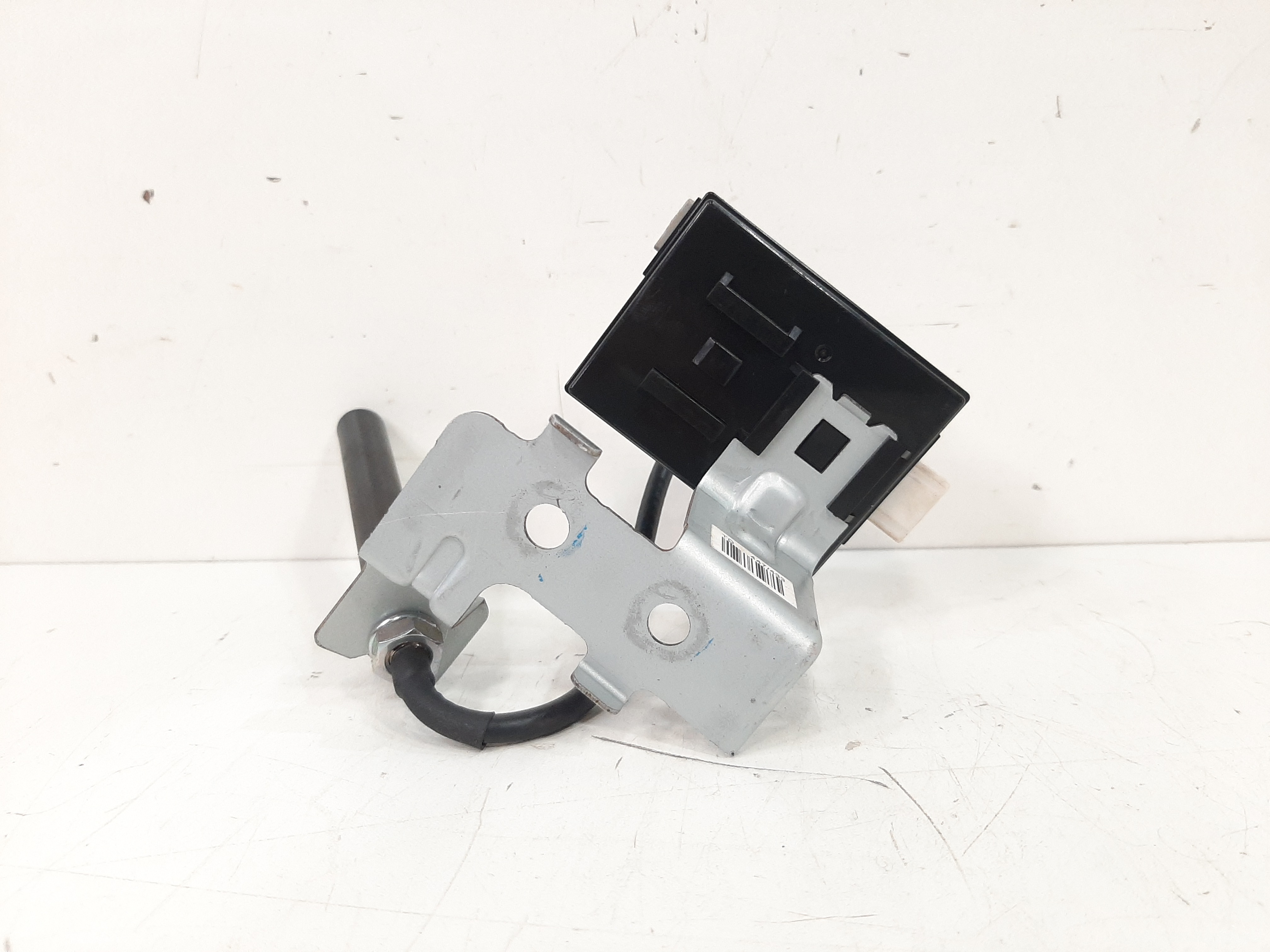 Módulo Central Antena Kia Cerato Koup 2011 A 2013 954701m100 5