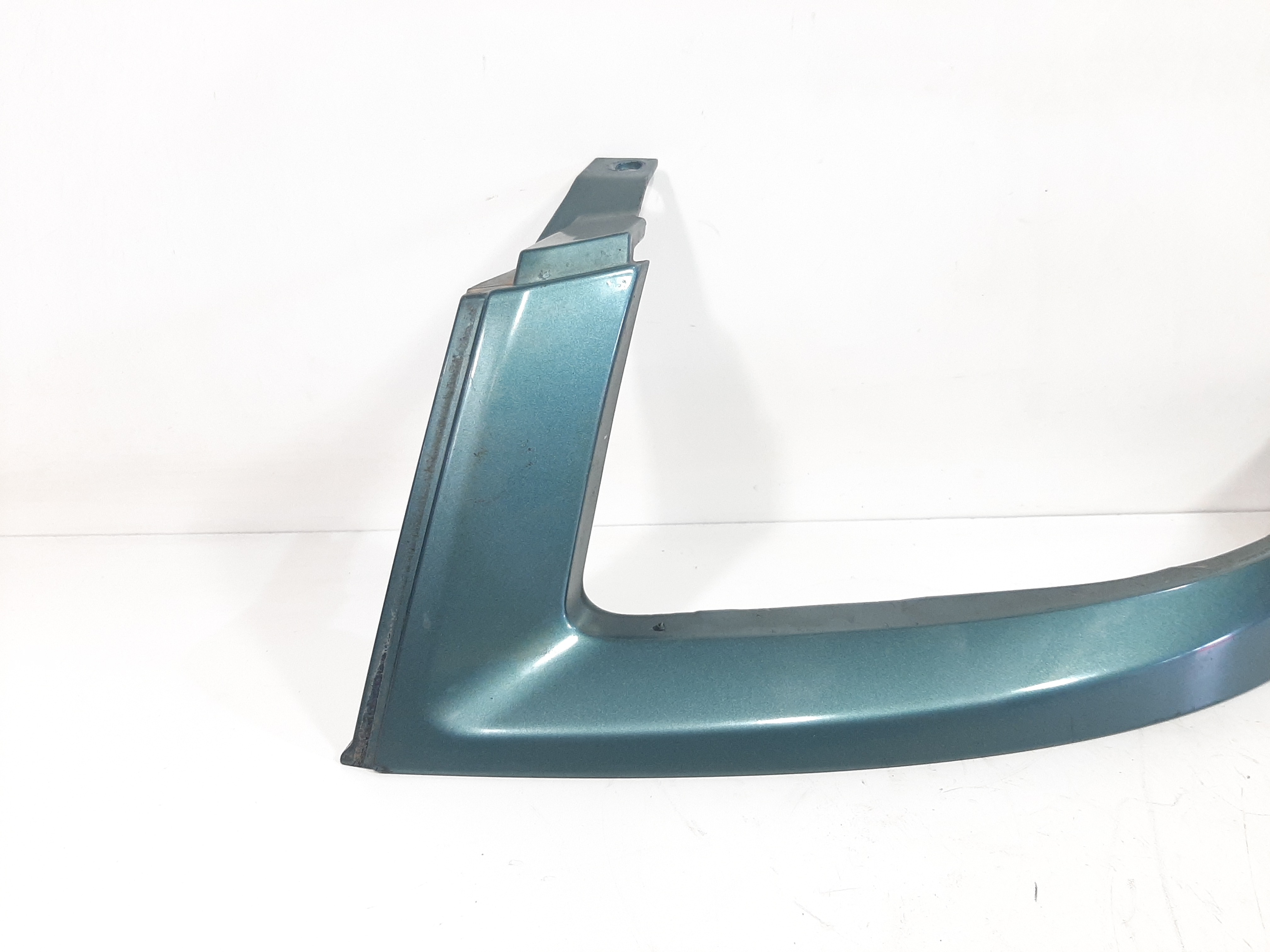 Acabamento Farol Esquerdo Fiat Doblo 2010 2011 2012 A 2018 3