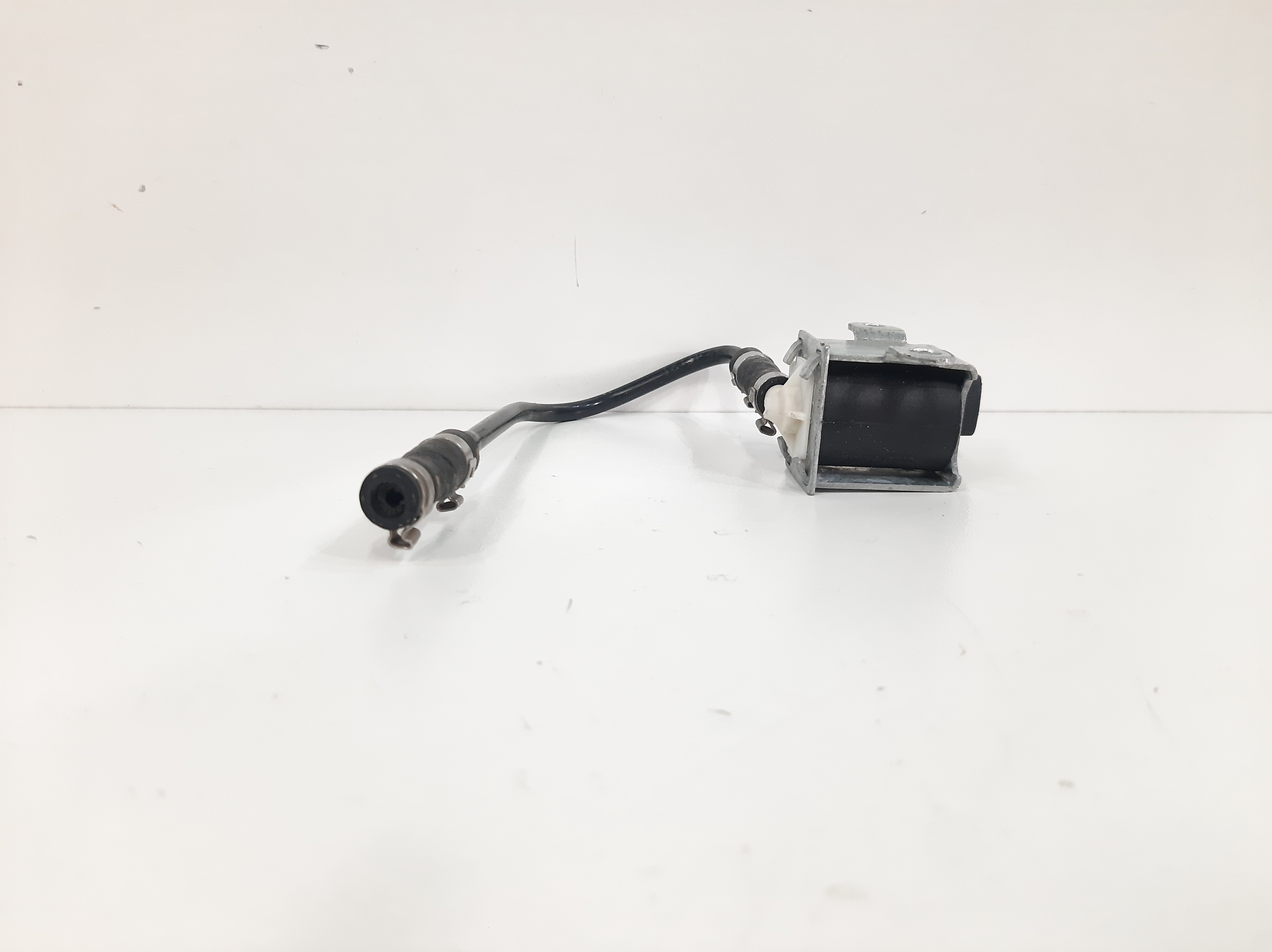 Válvula Solenoide Partida Frio Cruze 1.8 Ecotec 2011 A 2016 6