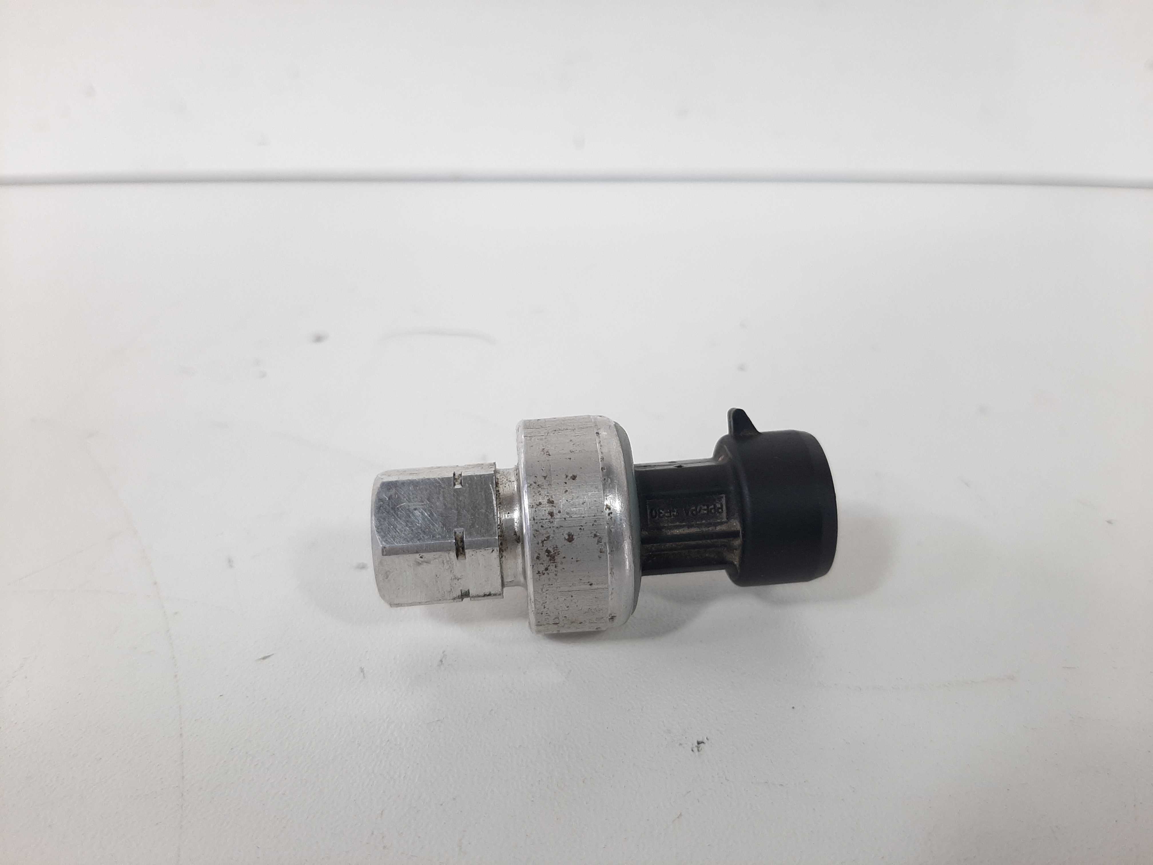 Pressostato Ar Condicionado Tracker Ltz 1.4 2014 A 2019 4