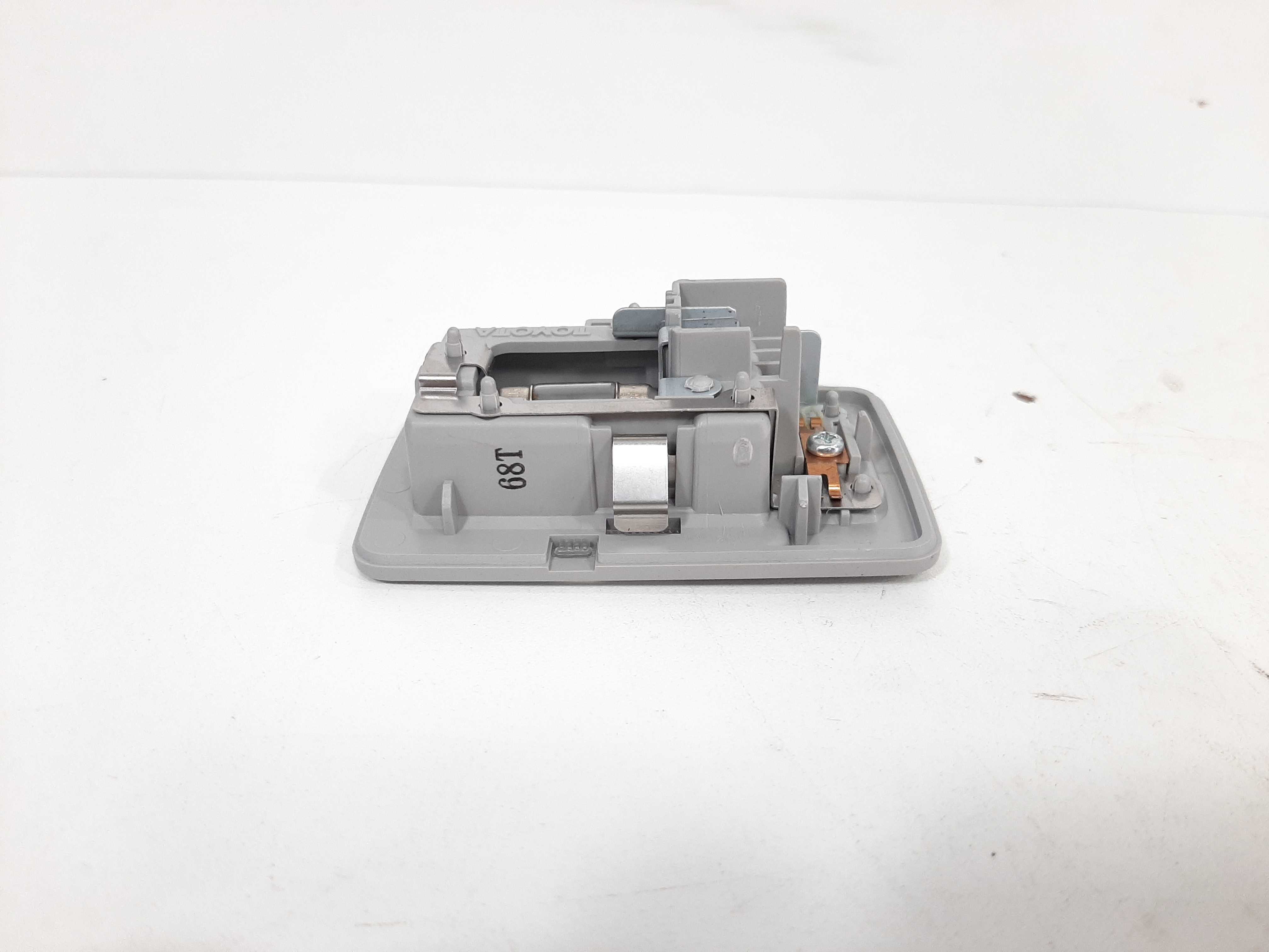 Luz Cortesia Toyota Corolla Xei 2.0 16v 2014 2015 2016 2017 3