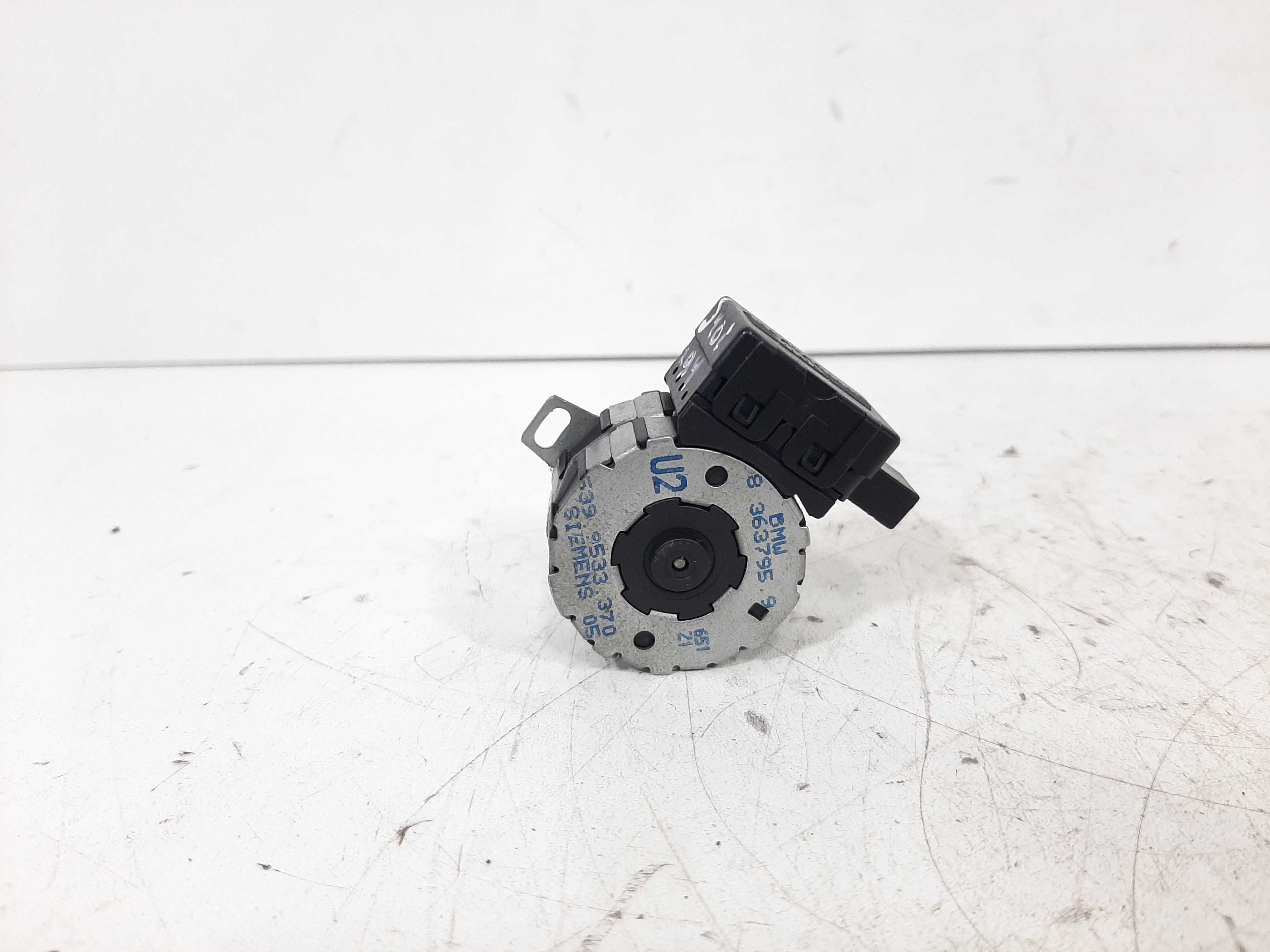 Atuador Caixa De Ar Bmw 528i 540i E39 Cod: 83637989 8