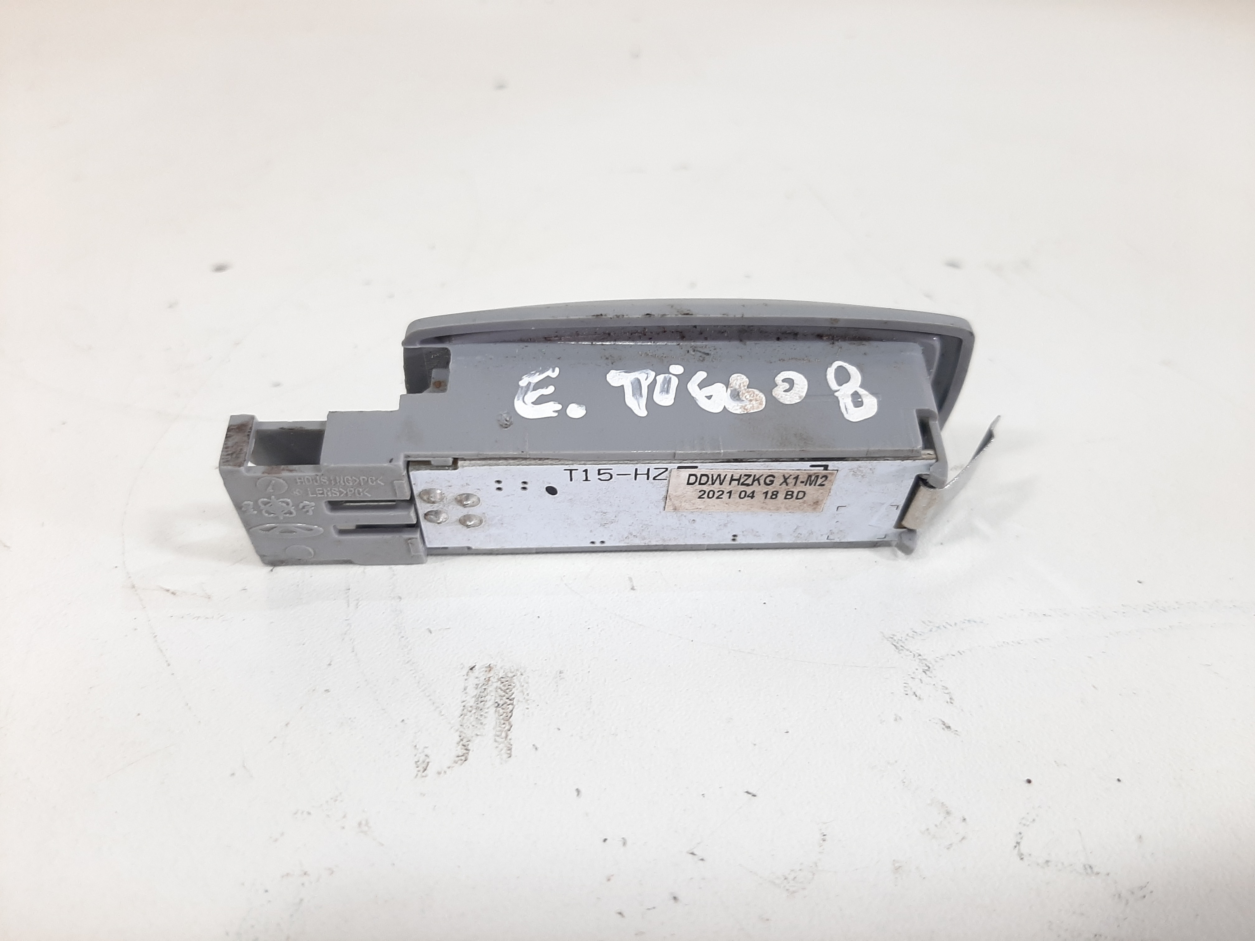 Luz Cortesia Caoa Chery Tiggo 8 2019 2020 2021 2022 2022 6