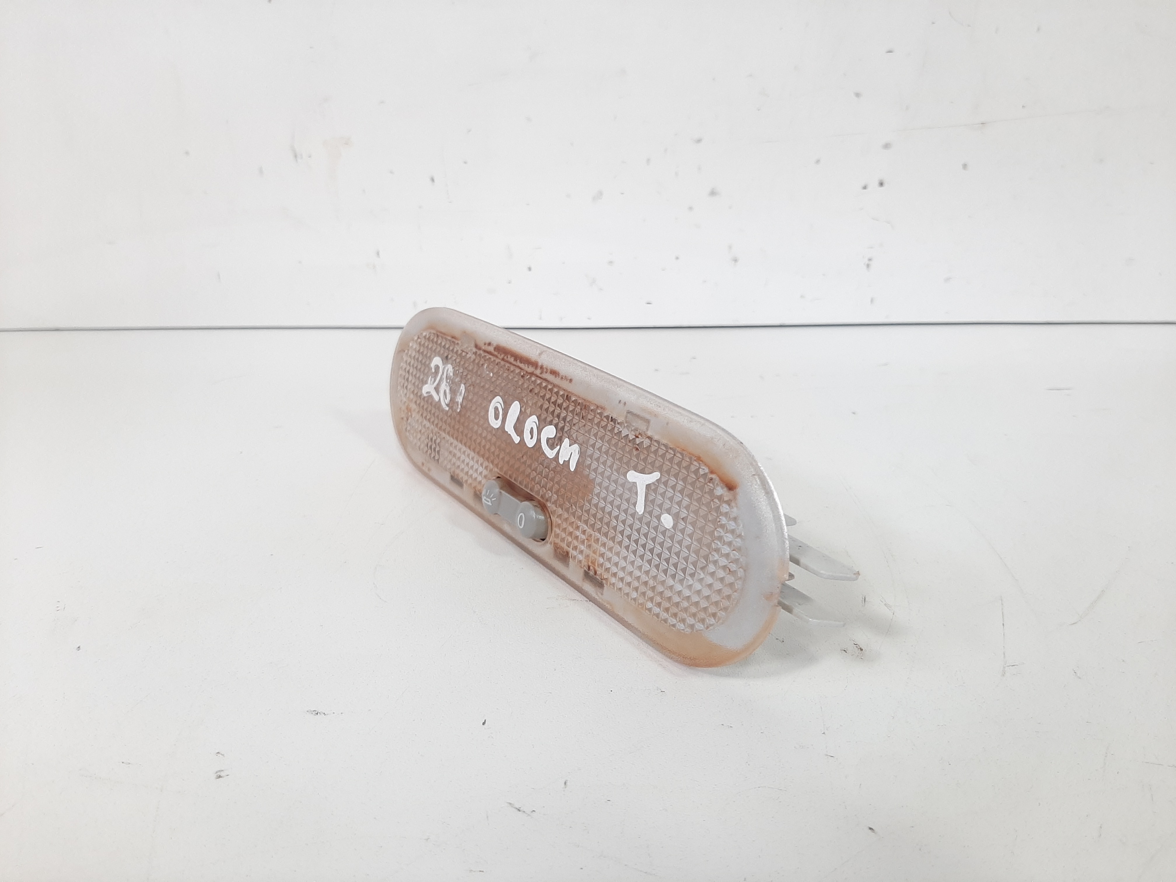 Luz Cortesia Traseiro Renault Oroch 2012 2013 2014 A 2019 4