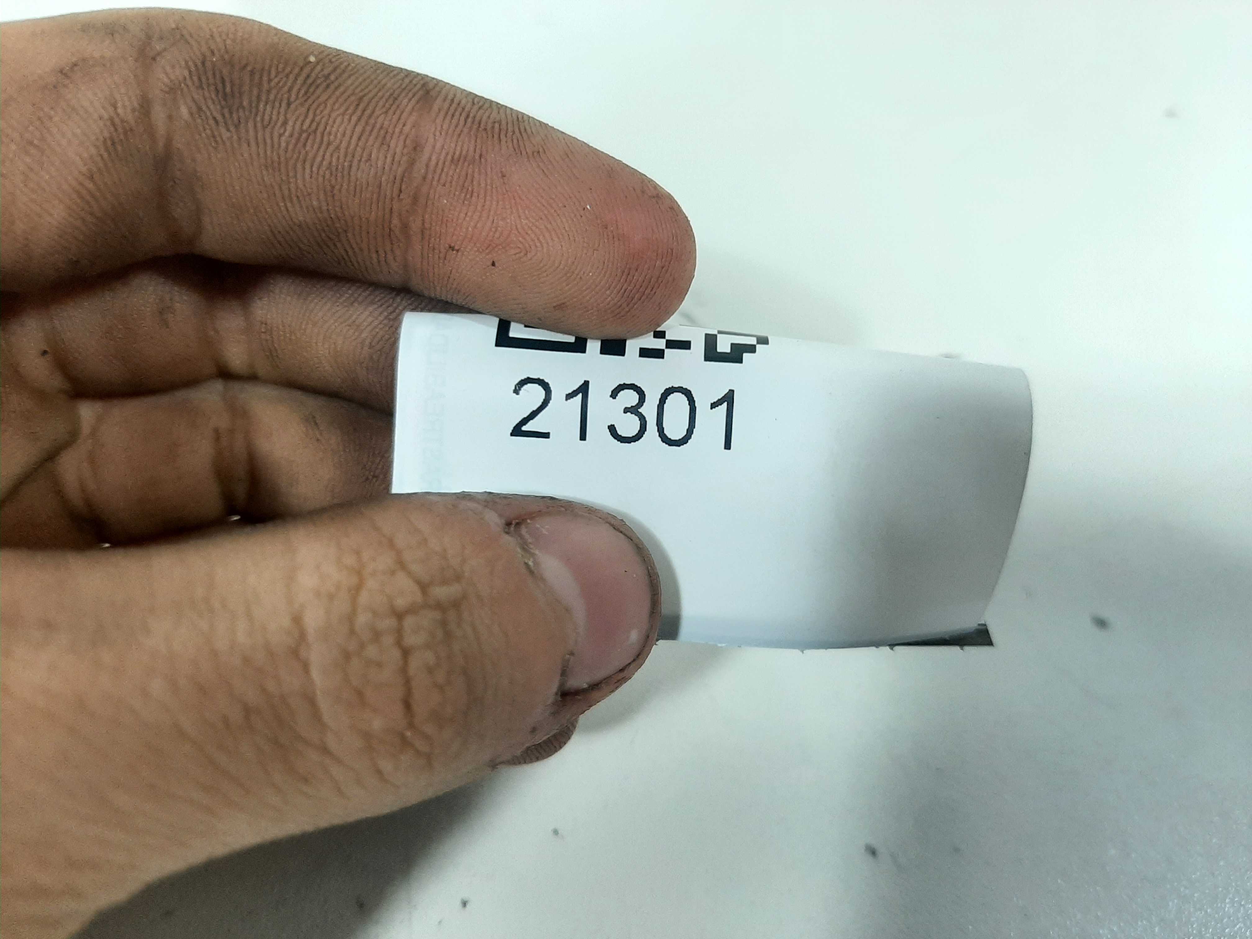 Limitador Porta Traseiro Esquerdo Nissan Sentra 2008 A 2013 6