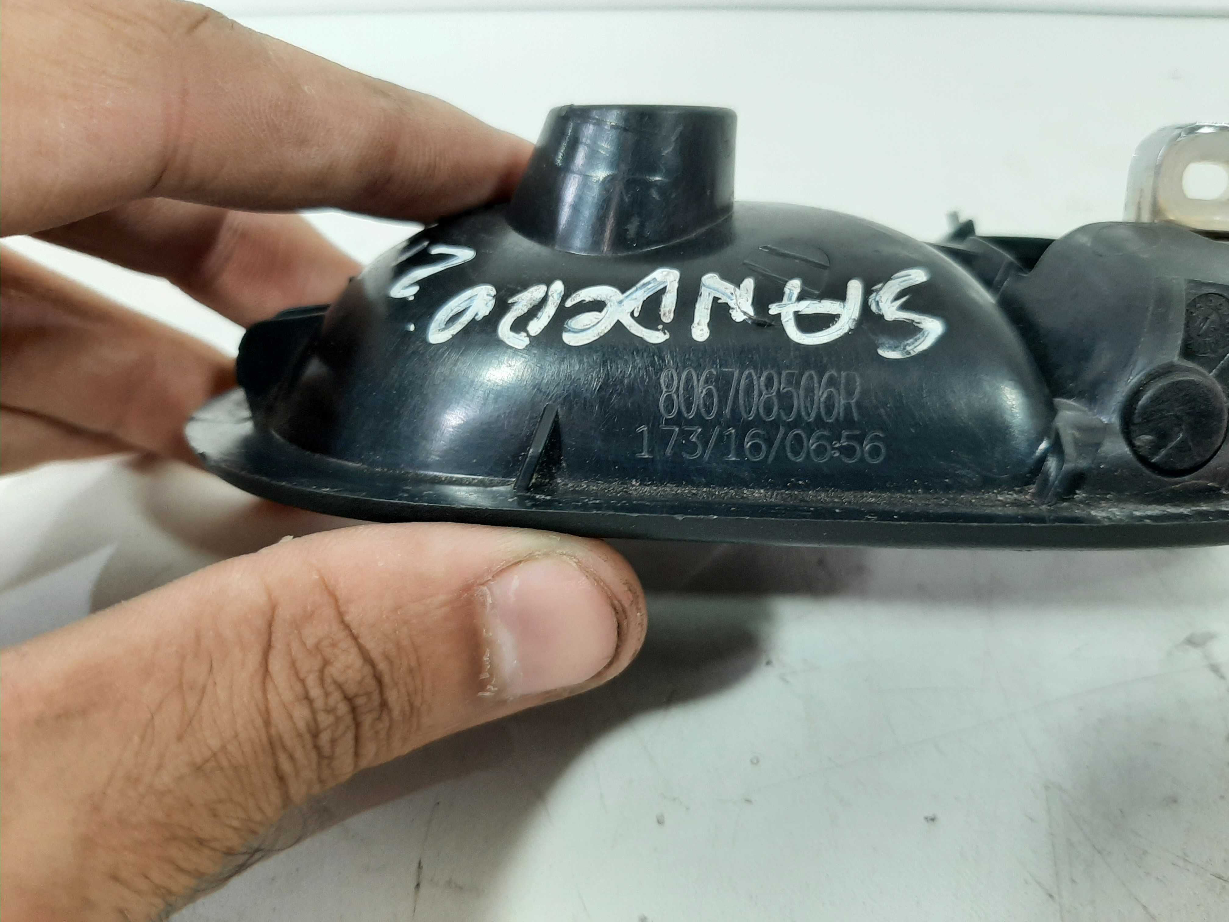 Maçaneta Interna Traseiro Direito Renault Sandero 08 A 2012 2
