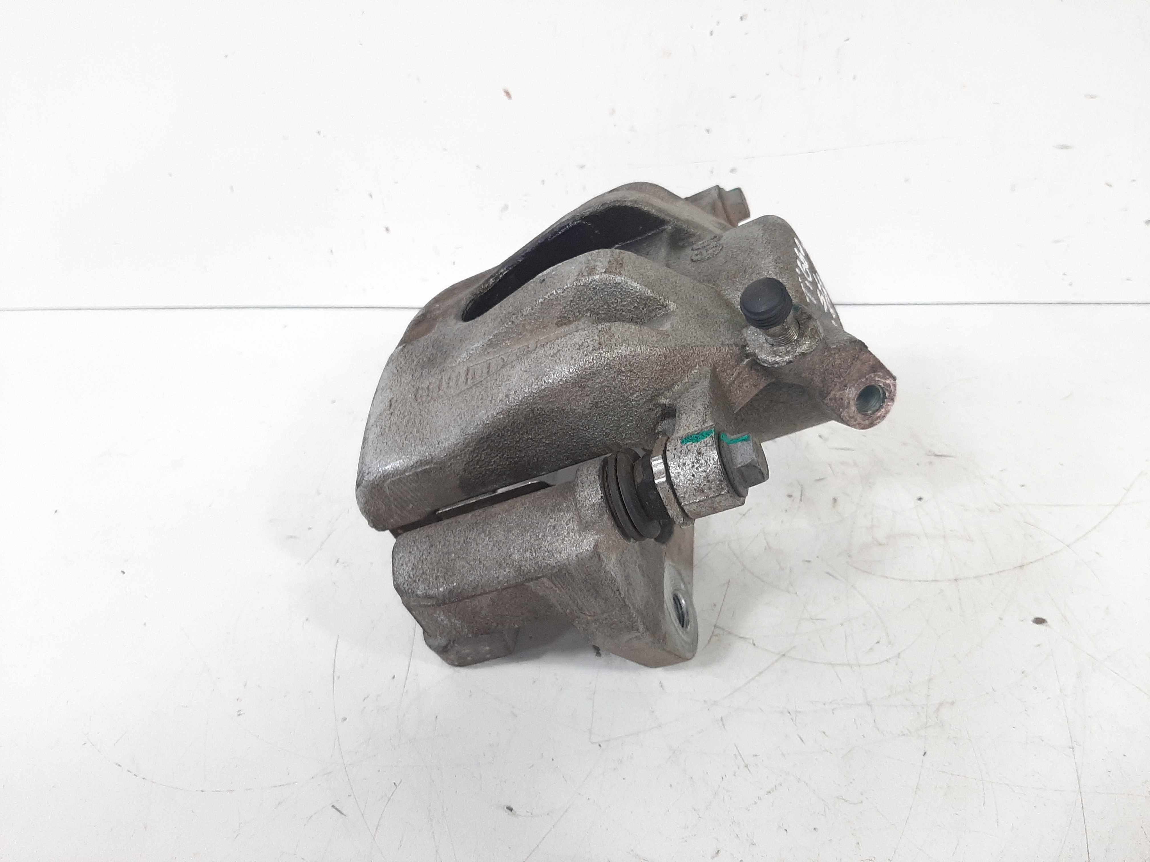 Pinça Dianteira Esquerda Tiggo 5x 1.5 2019 2020 A 2023 3