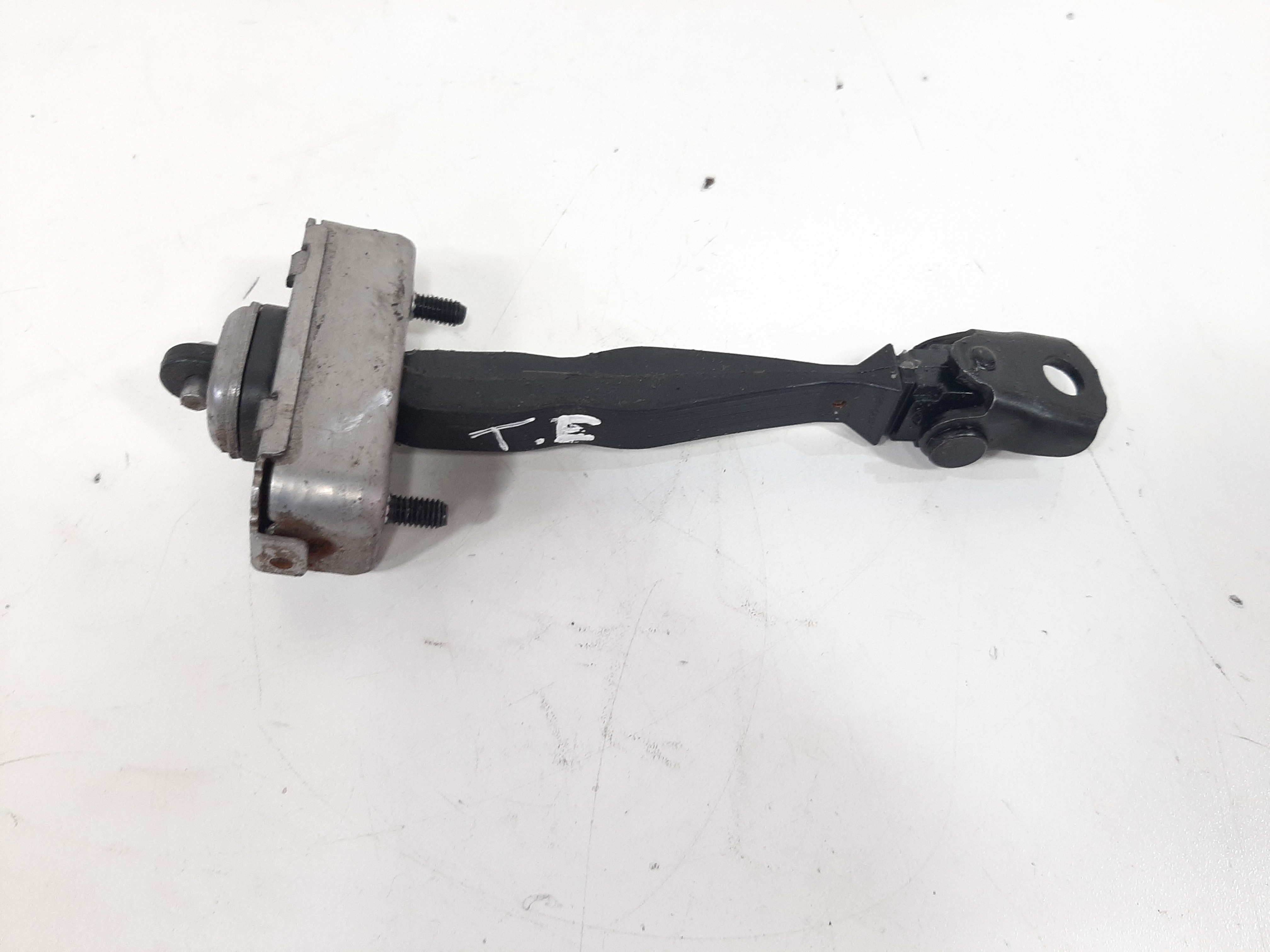 Limitador Porta Traseira Esquerda Chery Tiggo 5x 2019 A 2023 7