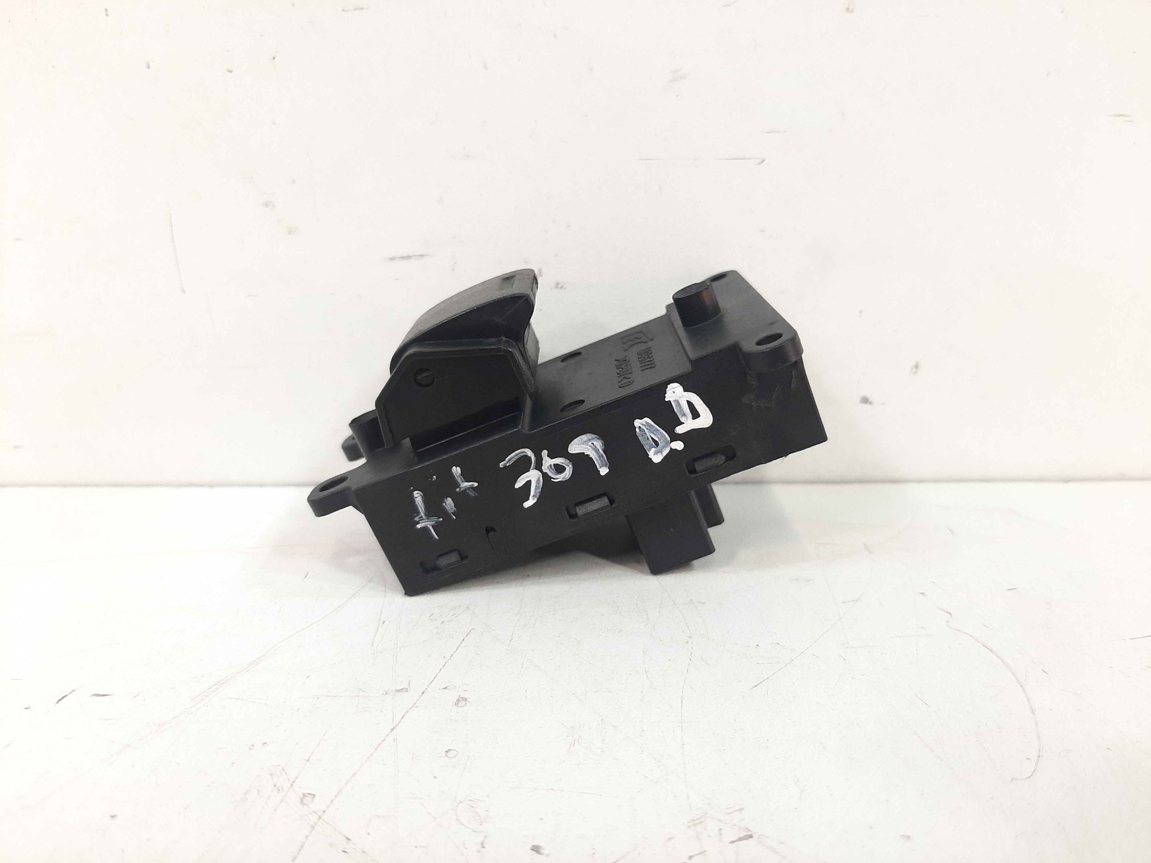 Botão Vidro Dianteiro Direito Honda Fit City 2009 A 2014 7