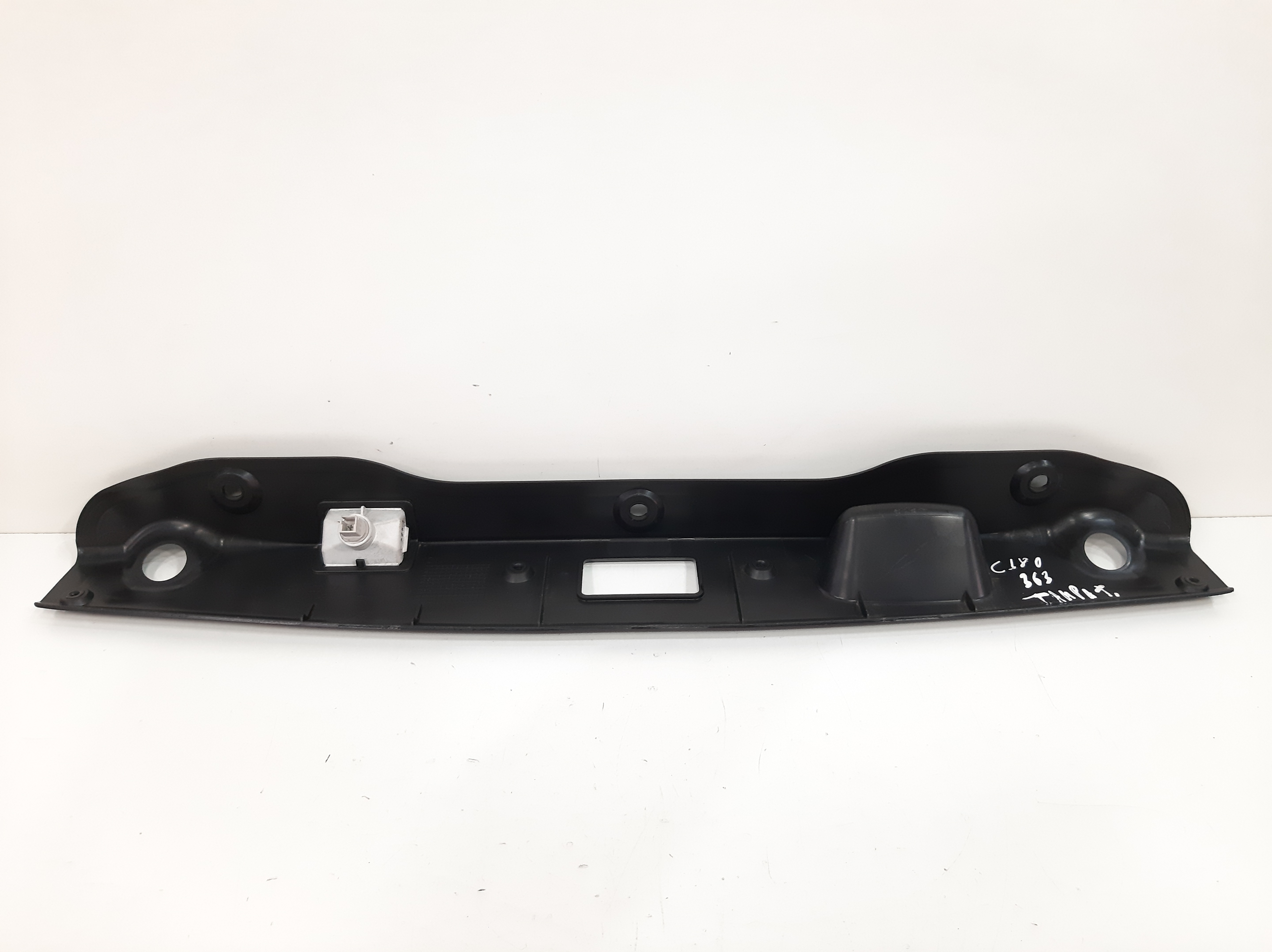 Acabamento Tampa Porta Malas Mercedes C180 W204 2008 A 2014 7