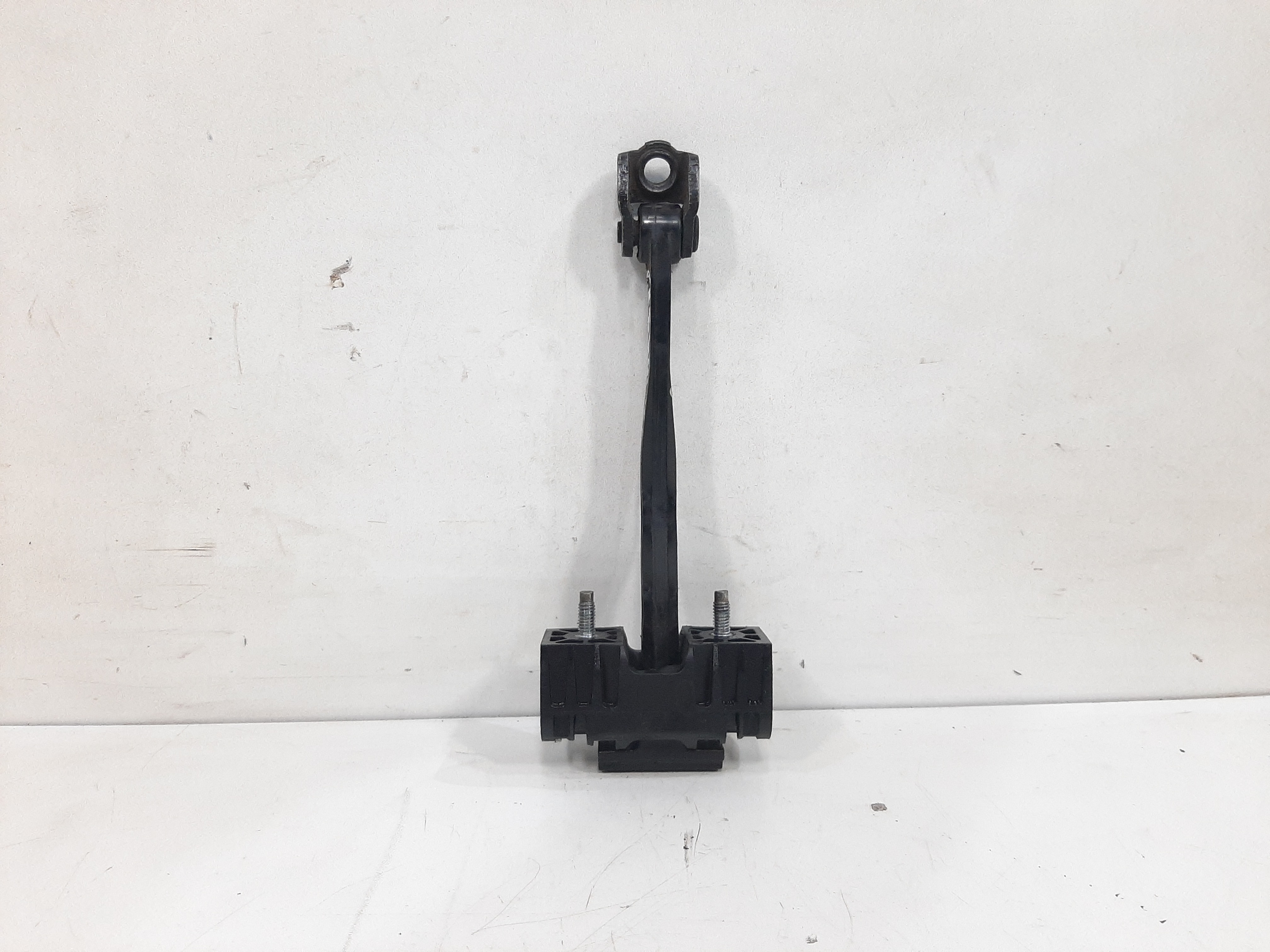 Limitador Porta Dianteira Esquerda Gm Vectra Gt 2008 A 2011 8