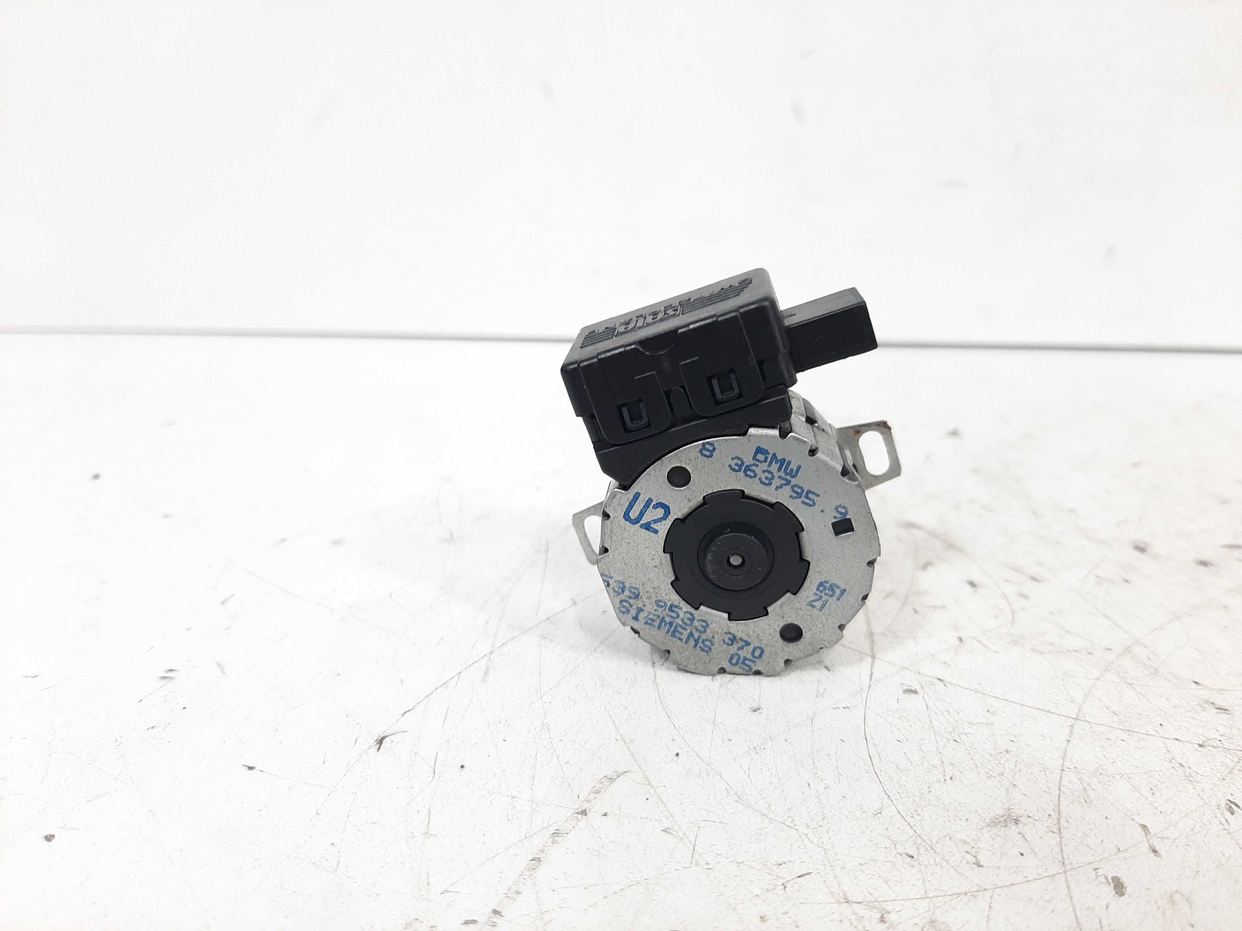 Atuador Caixa De Ar Bmw 528i 540i E39 Cod: 83637989 3