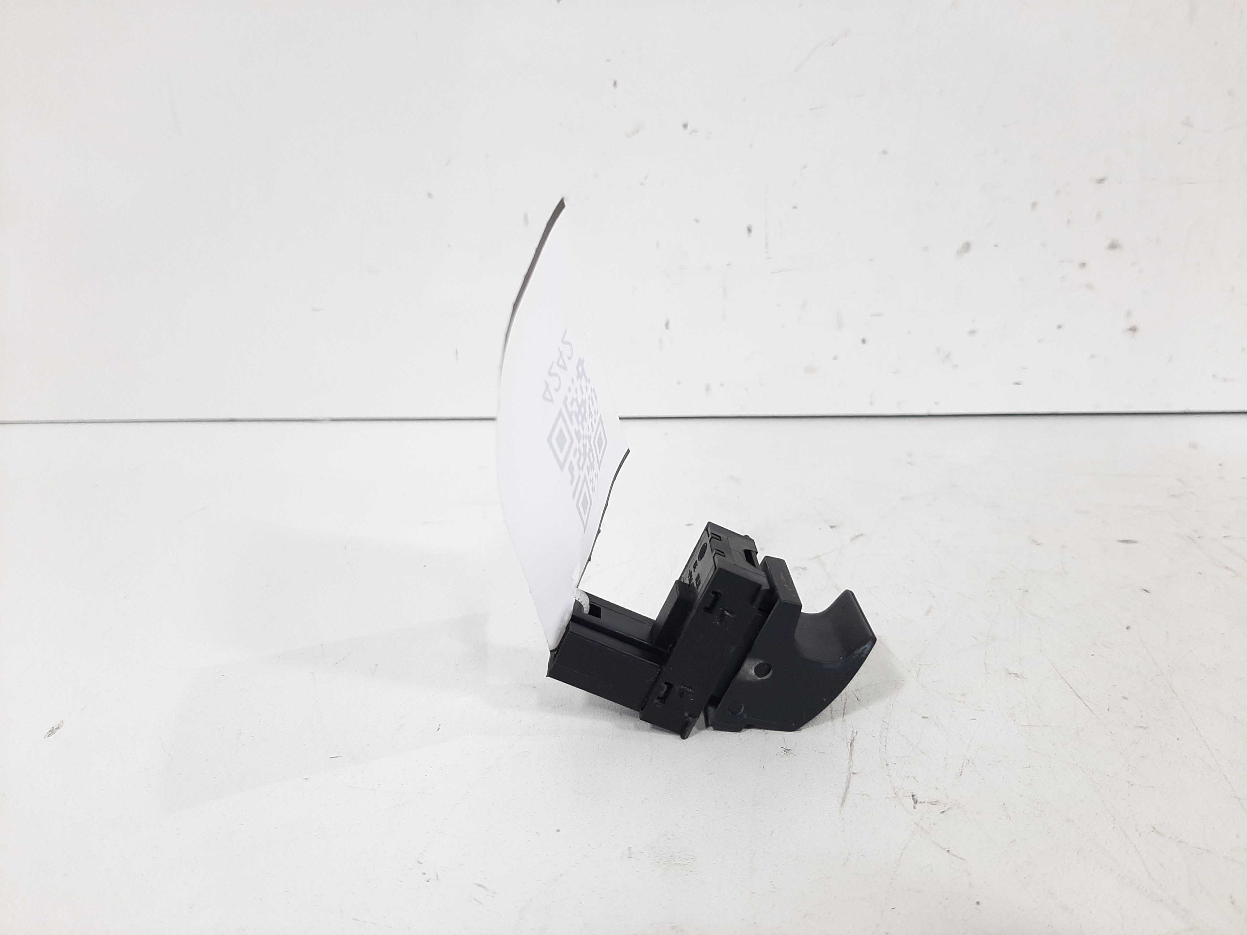 Botão Comando Vidro Elétrico Jetta 2014 2015 2016 A 2018 4