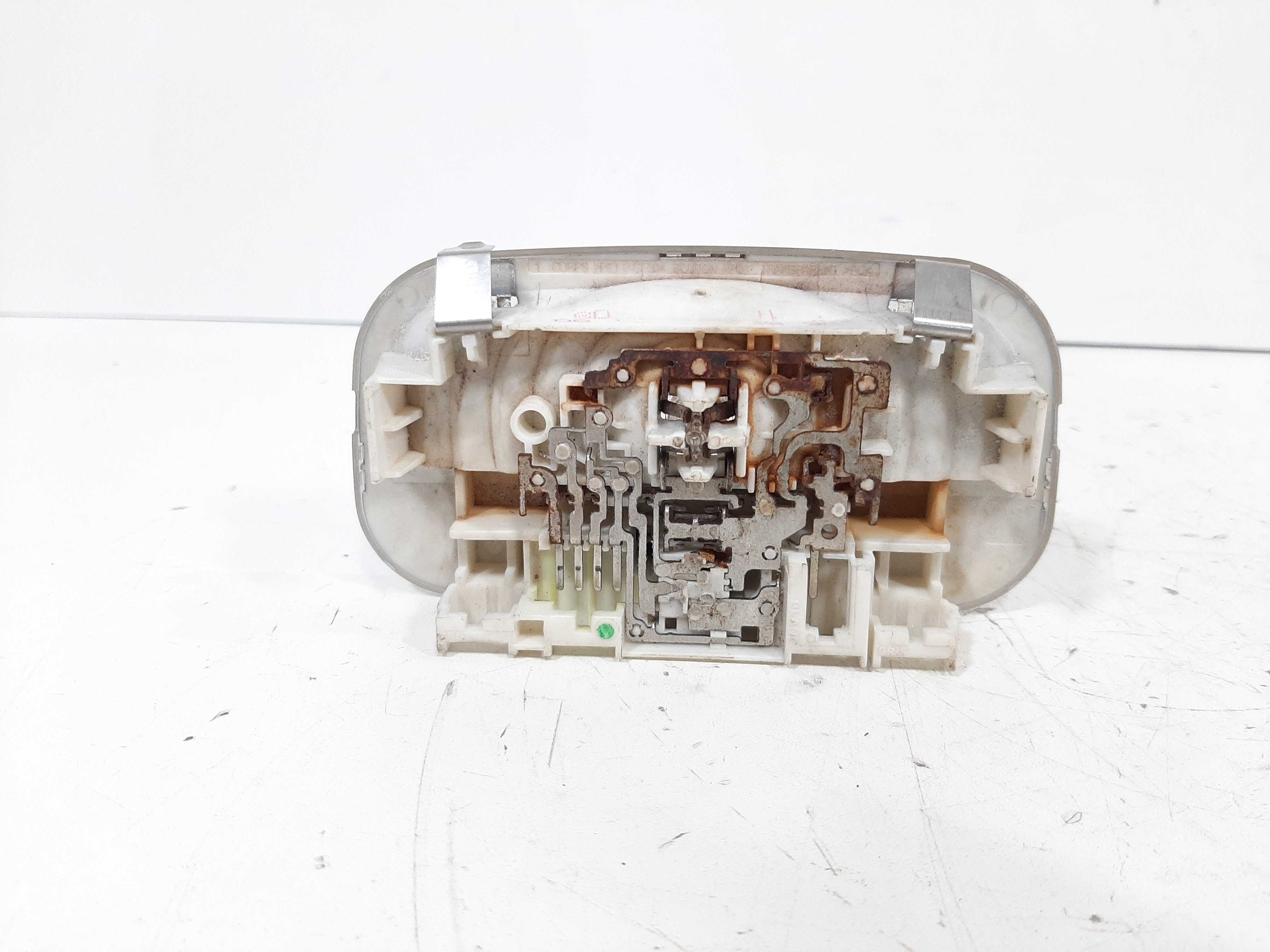Luz Cortesia Interna Traseira Citroen C4 Hatch 2007 A 2013 9