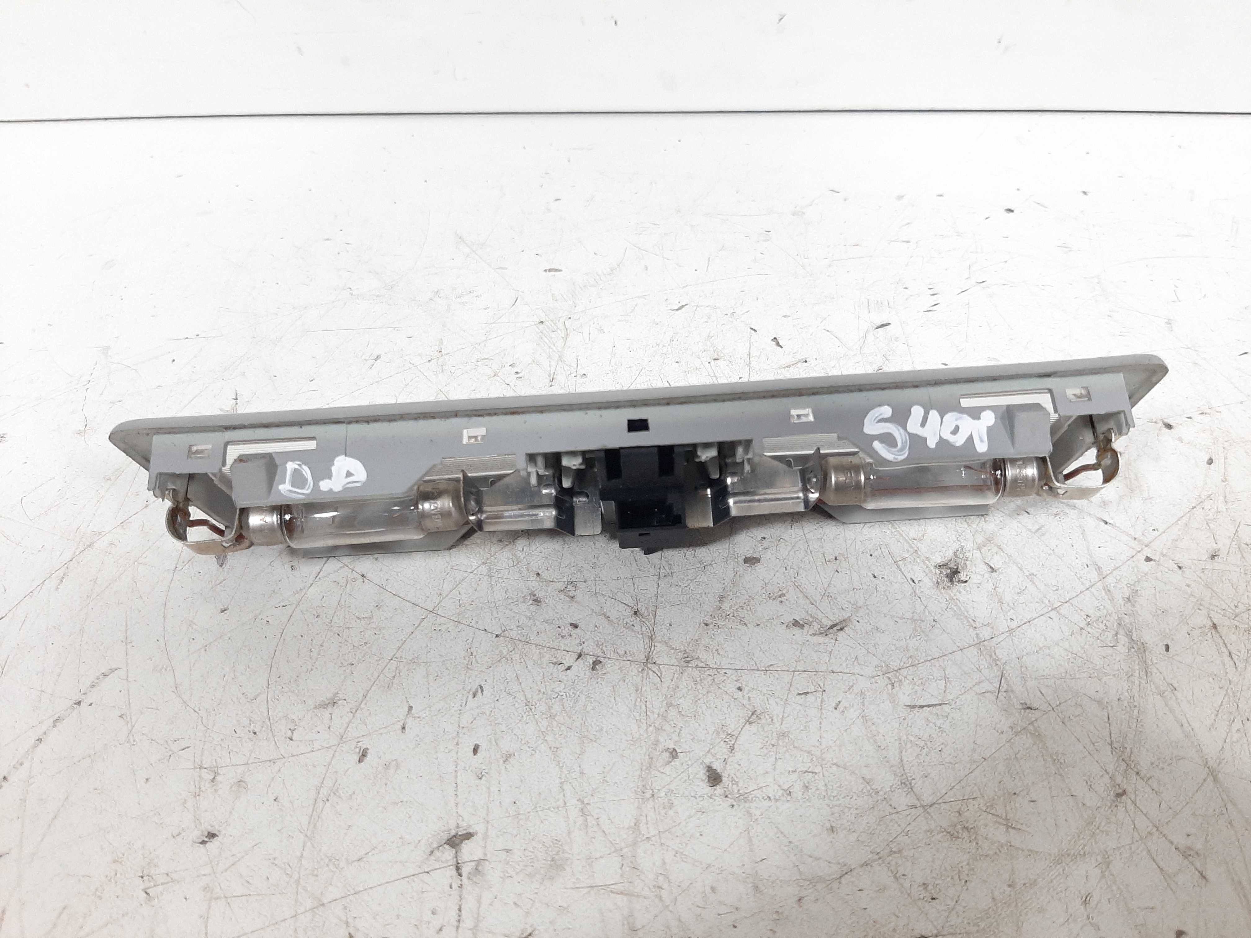 Luz Cortesia Bmw 540i Serie 5 E39 96 97 A 2002 2003 2004 1
