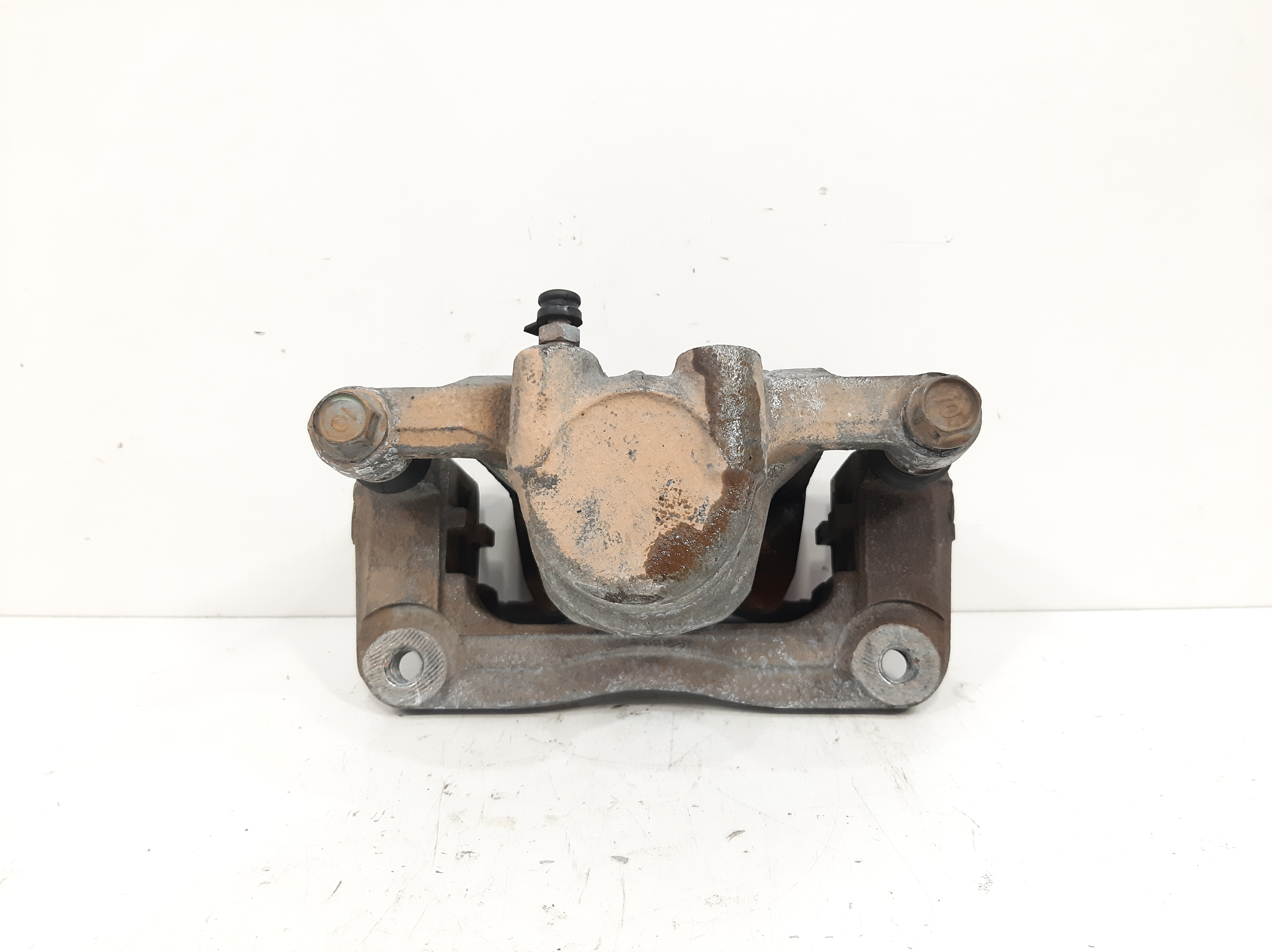 Pinça Traseira Direita Hyundai Santa Fé 2006 A 2013 7