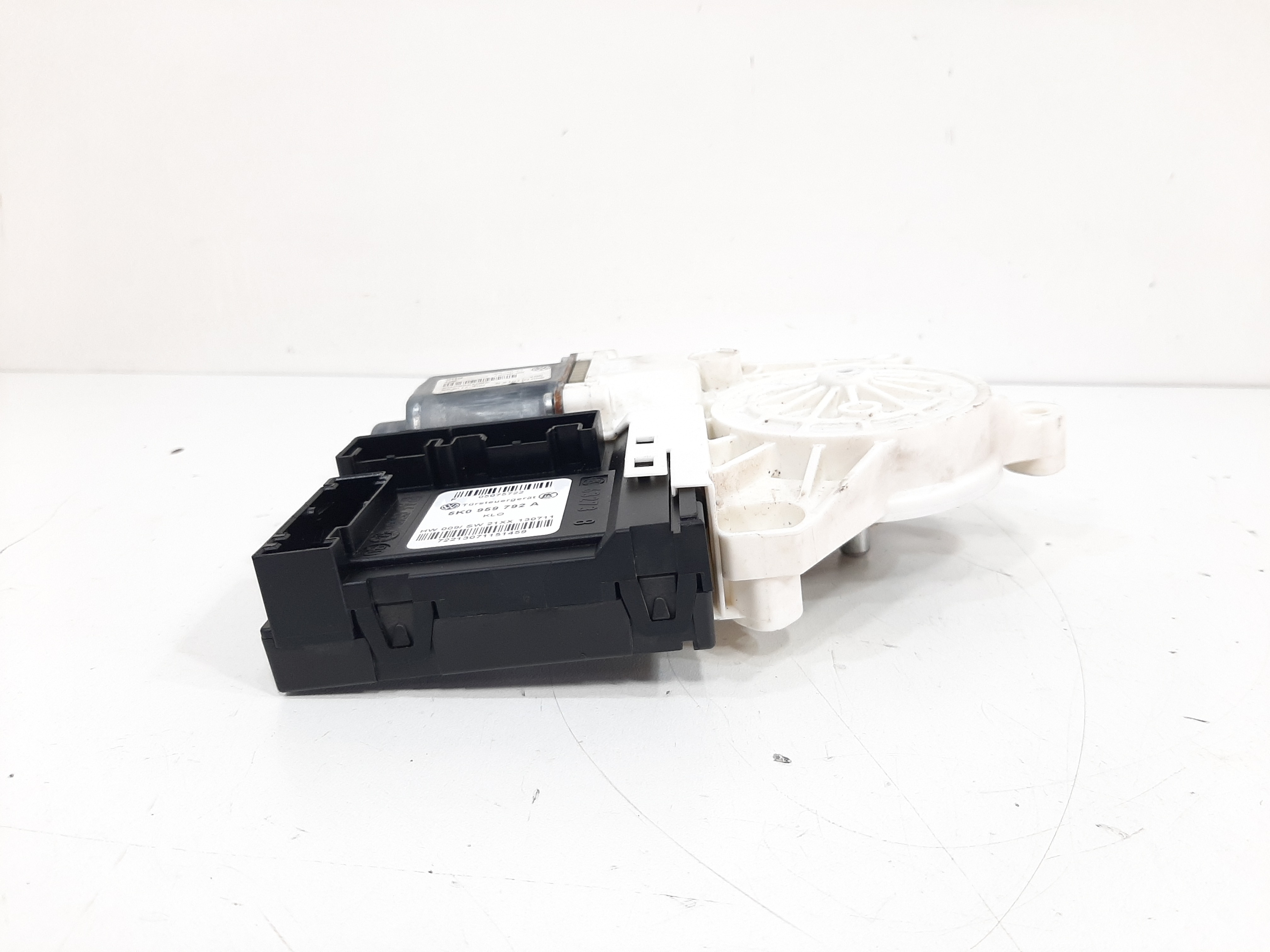 Motor Vidro Elétrico Dianteiro Direito Vw Tiguan 2012 A 2017 5