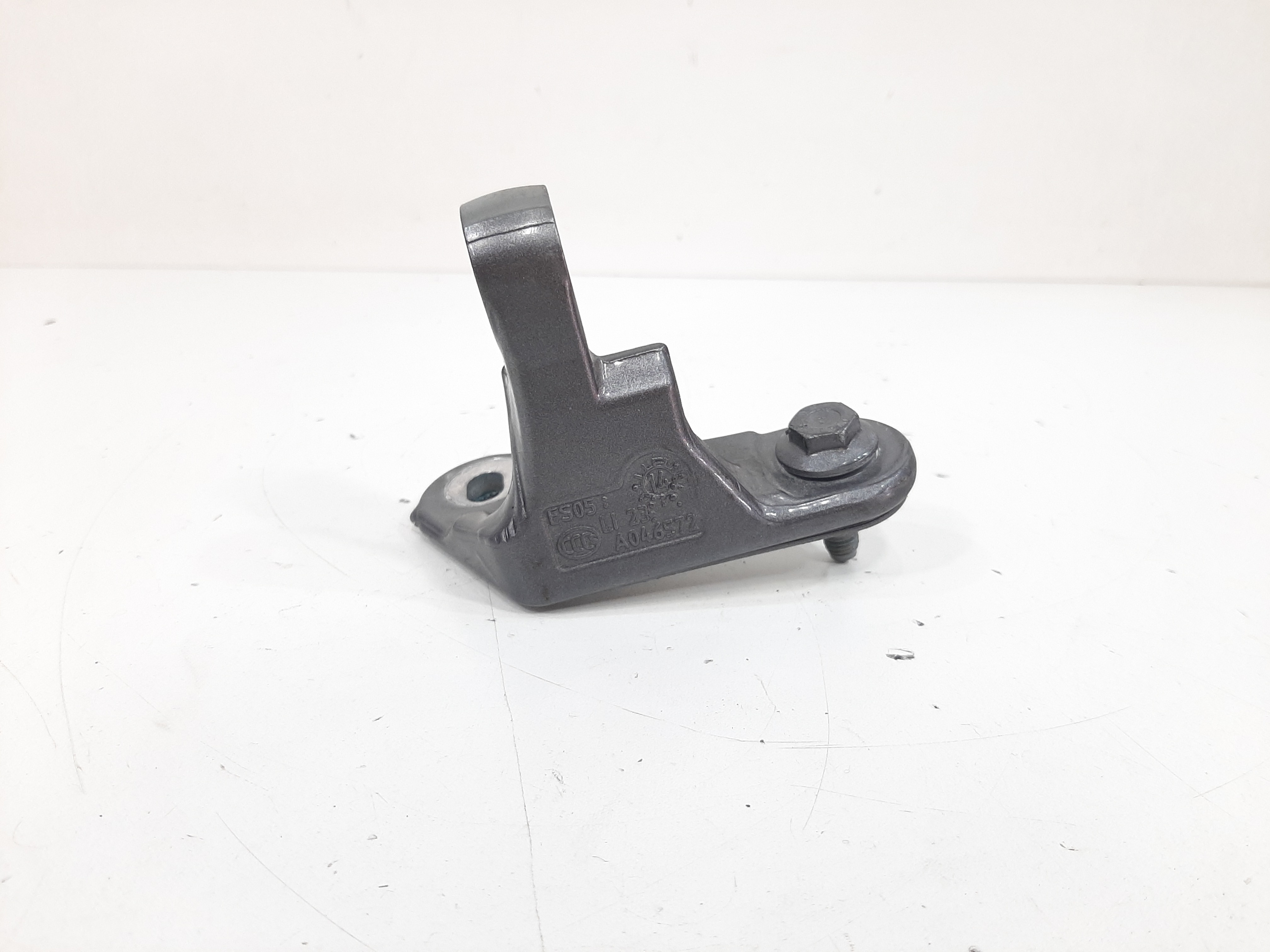 Dobradiça Porta Dianteira Esquerda Mercedes A200 A45 W176 5