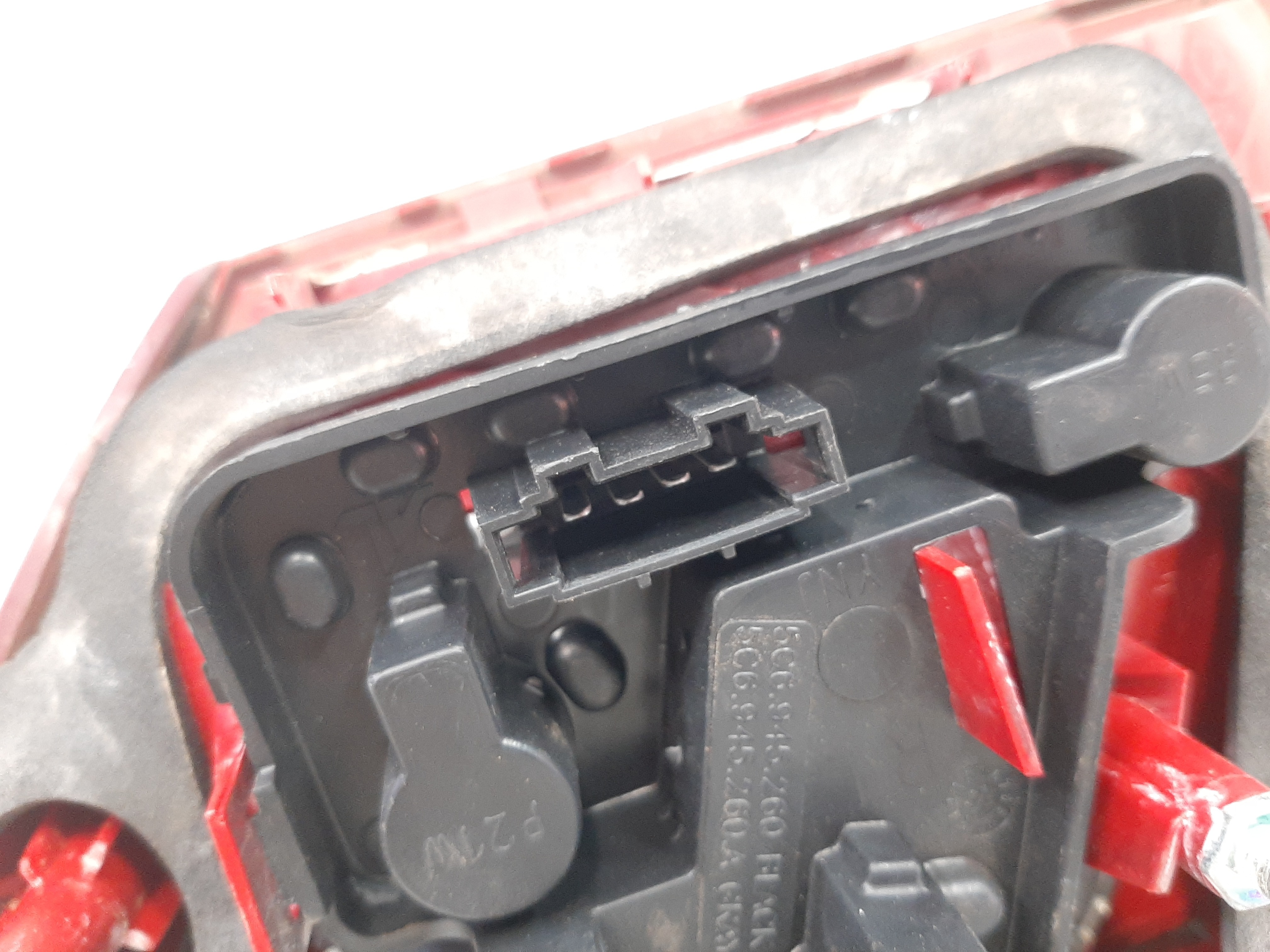 Lanterna Traseira Direita Tampa Vw Jetta 2011 2012 A 2017 5