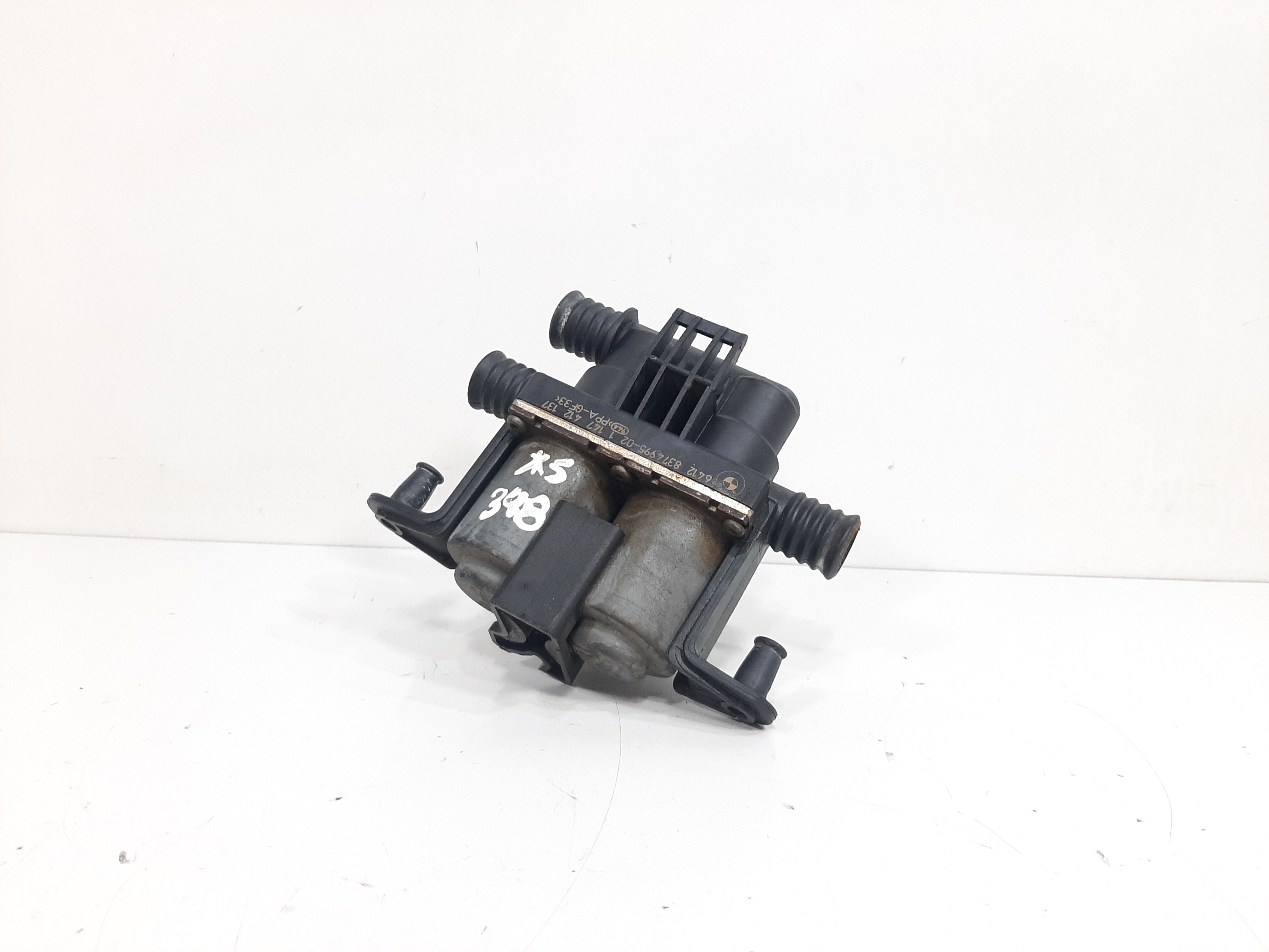 Válvula Solenoide Água Ar Bmw X5 E53 4.4 V8 1999 2000 A 2006 2