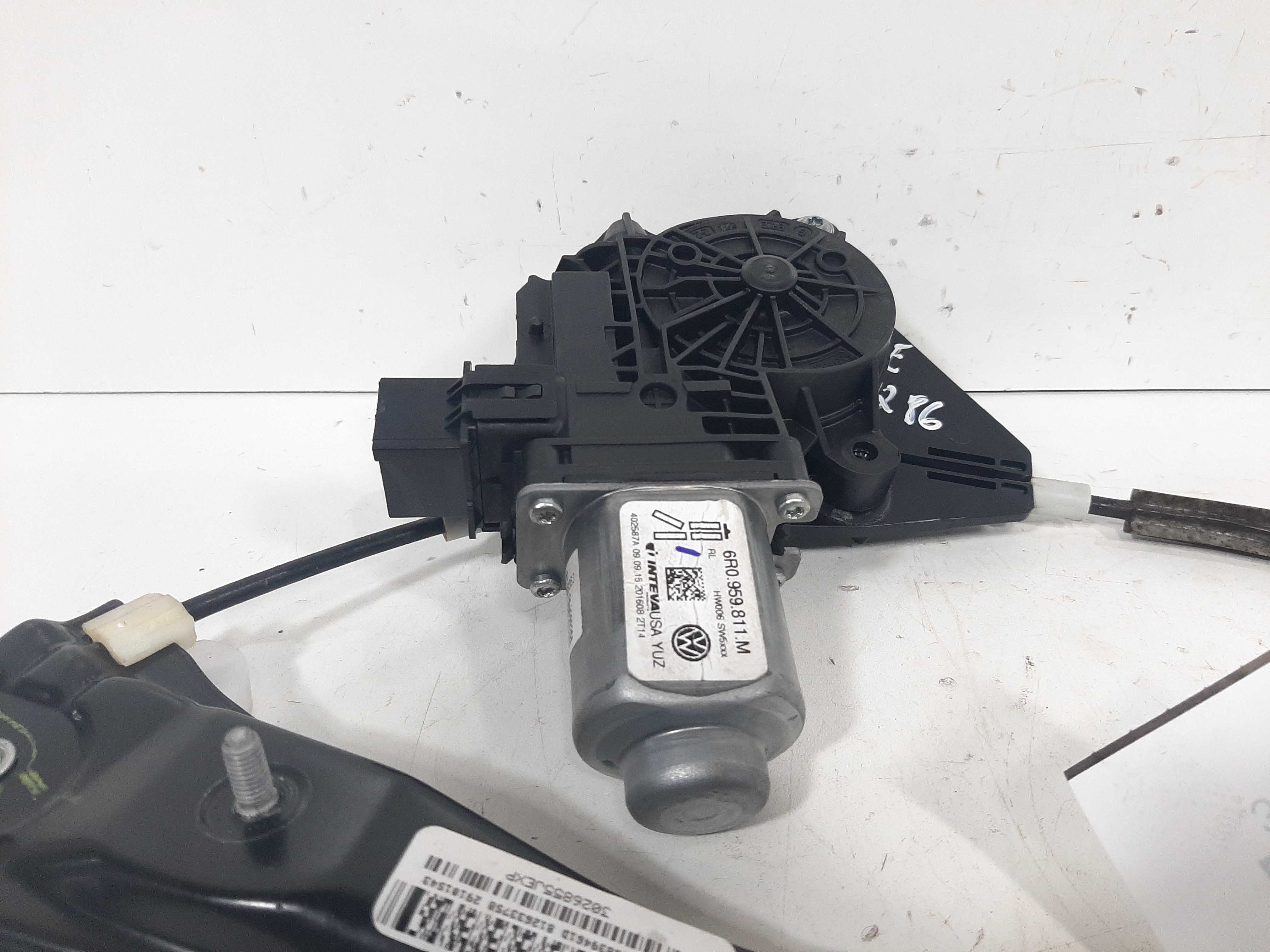 Maquina Vidro Traseiro Esquerdo Jetta 2014 2015 2016 2017 8