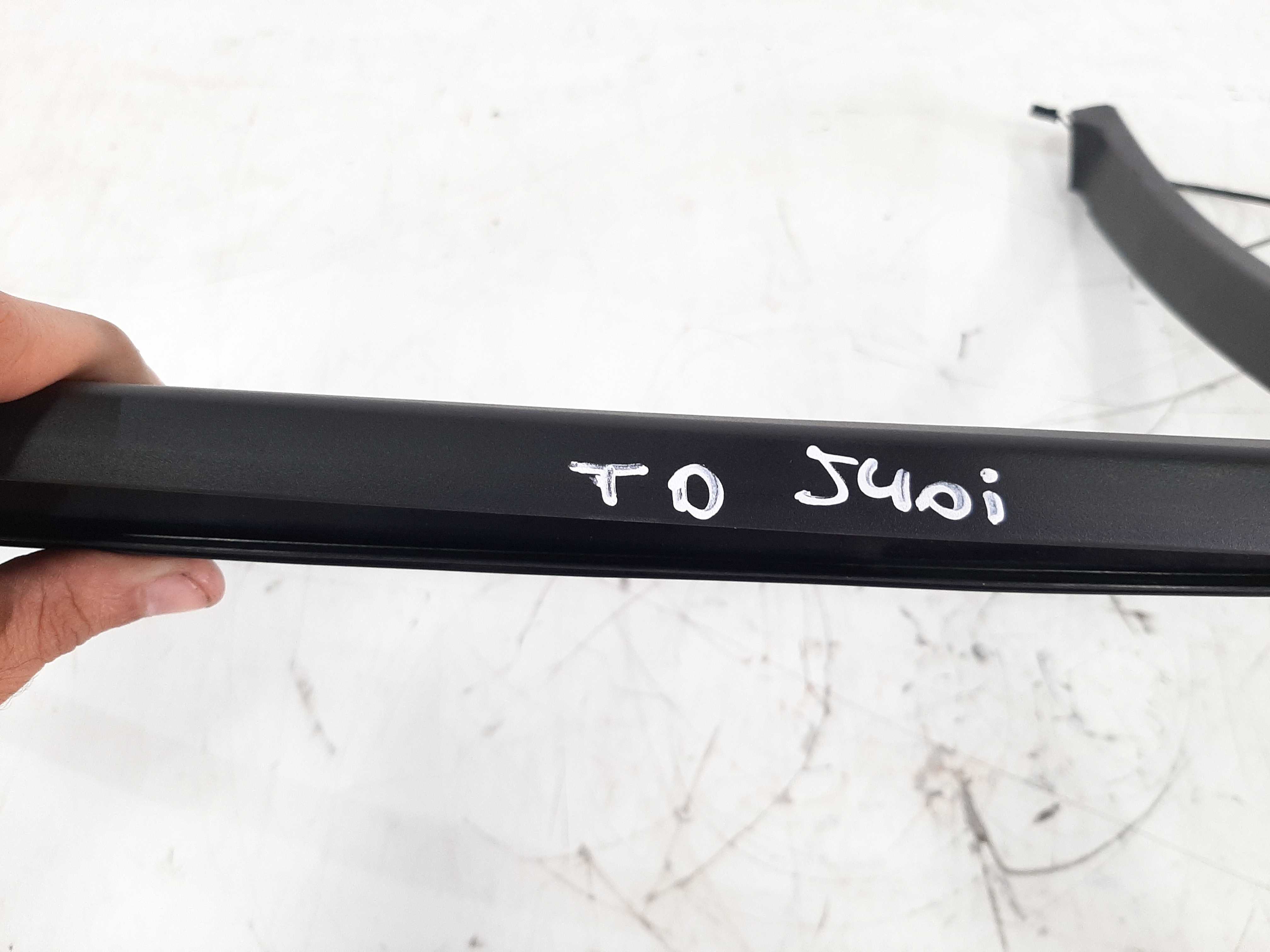 Moldura Porta Traseira Direita Bmw 528i 540i E39 Cód.815987 1