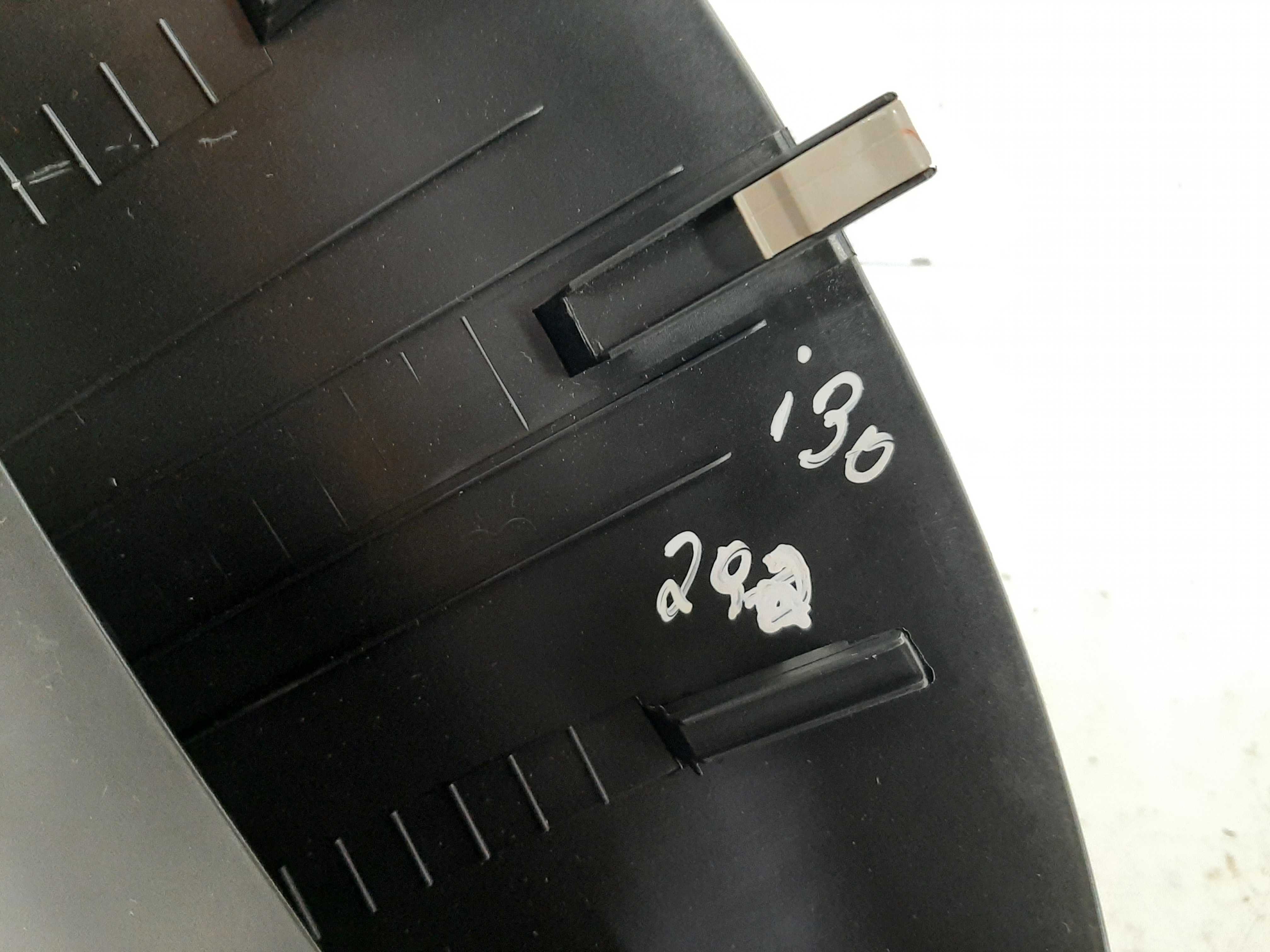 Moldura Painel Instrumentos Hyundai I30 2009 2010 A 2012 1