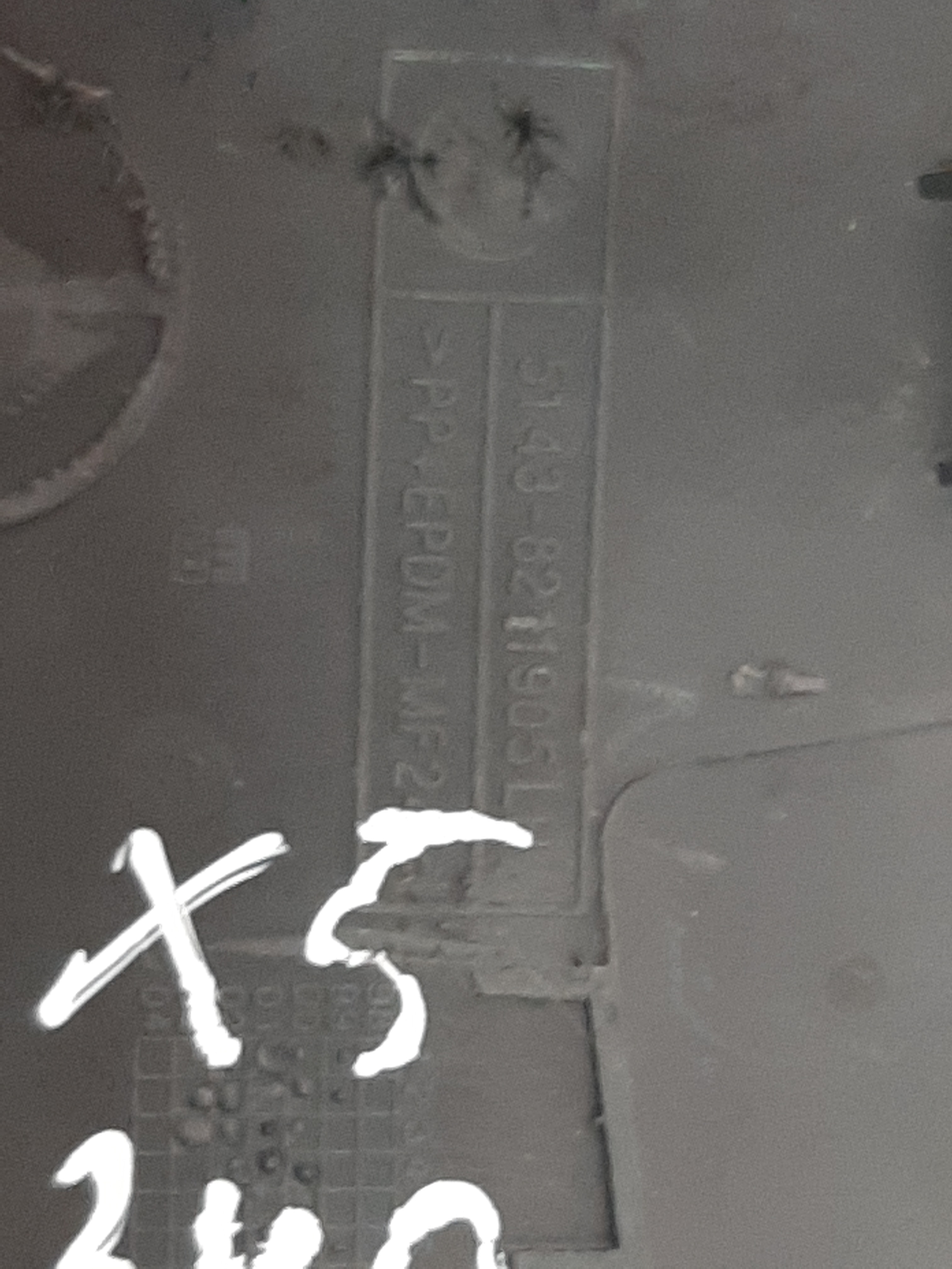 Moldura Coluna Lateral Esquerda Bmw X5 E53 1999 2000 A 2006 1