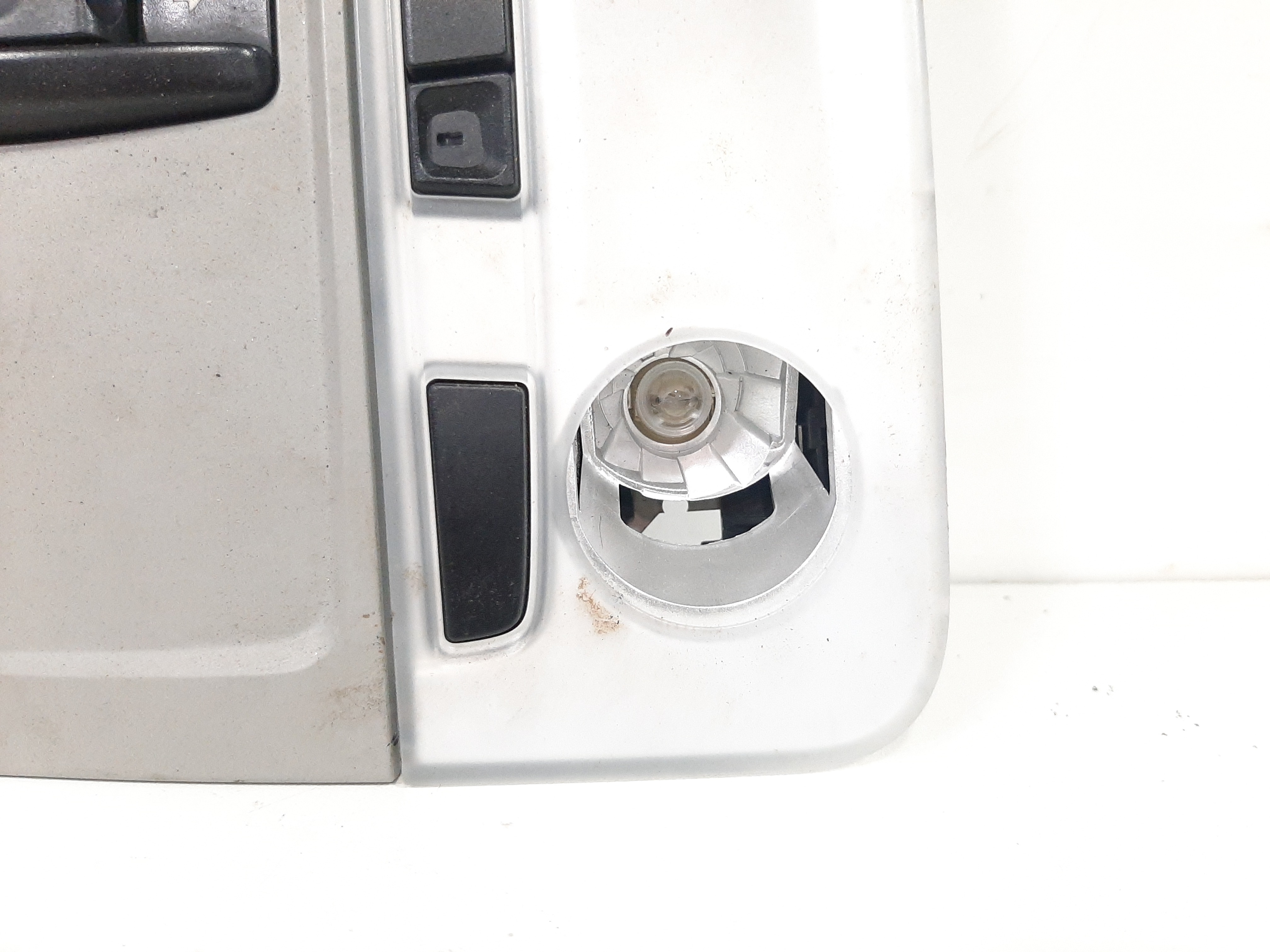 Luz Cortesia Dianteira Bmw 118i 120i 320i 06 A 2012 C/avaria 7