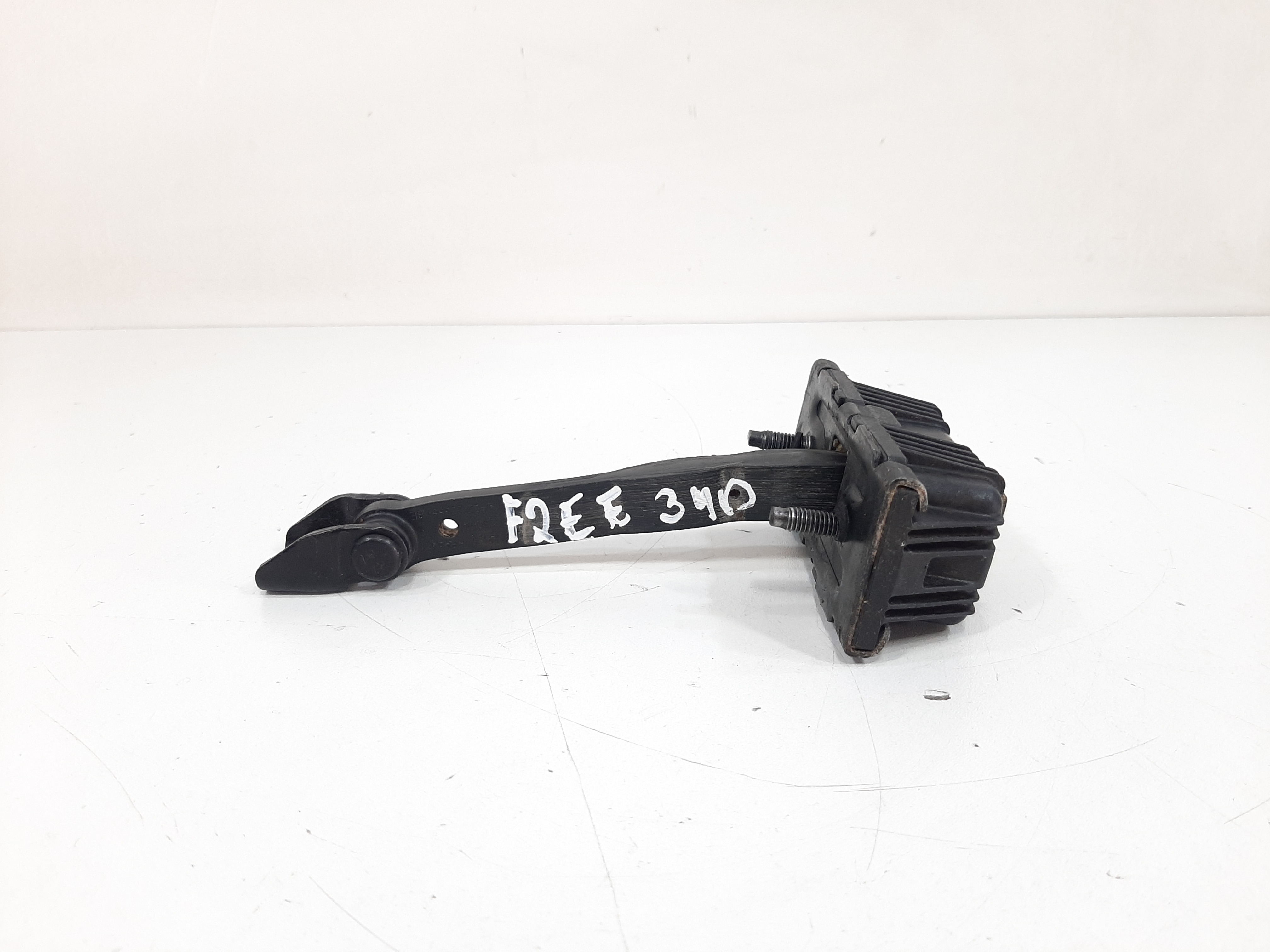 Limitador Porta Traseira Direita Freelander 2 2007 A 2012 5