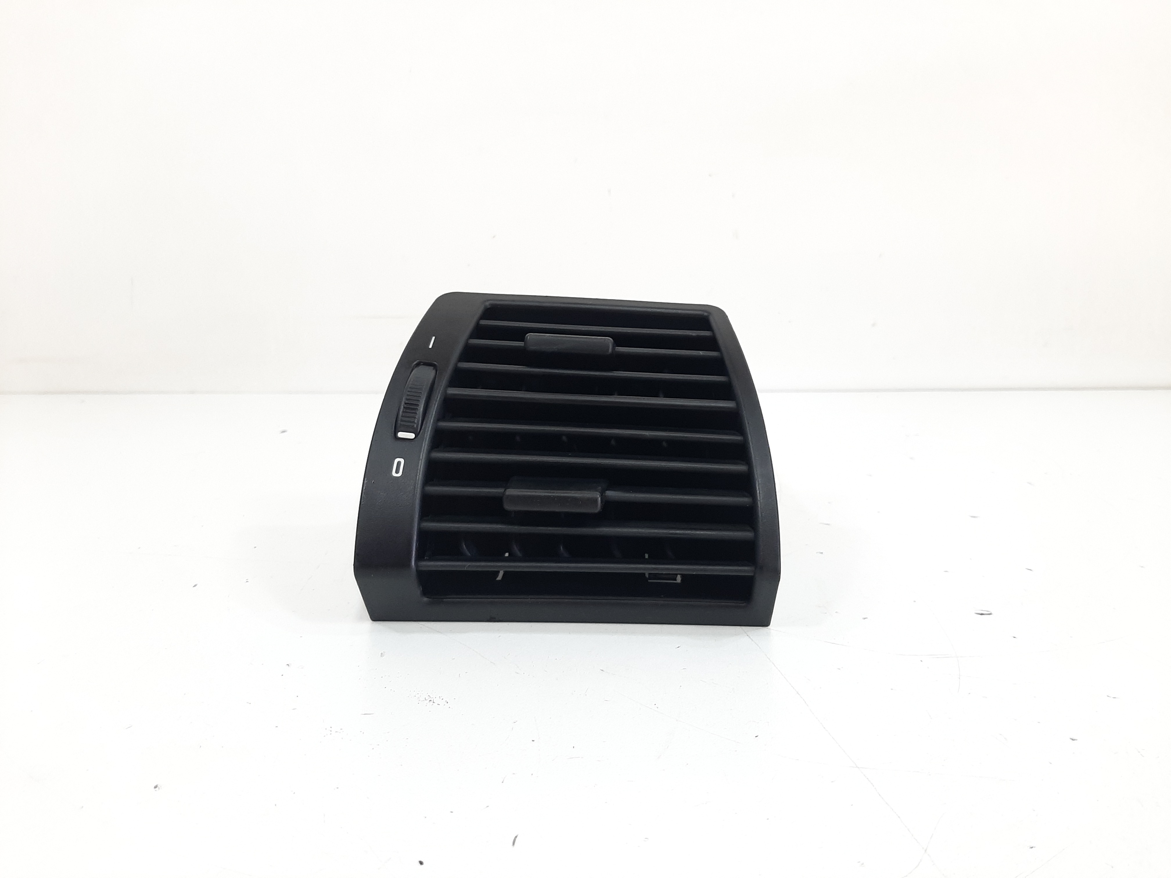 Difusor Ar Dianteiro Direito Bmw X5 E53 1999 2000 A 2006 8