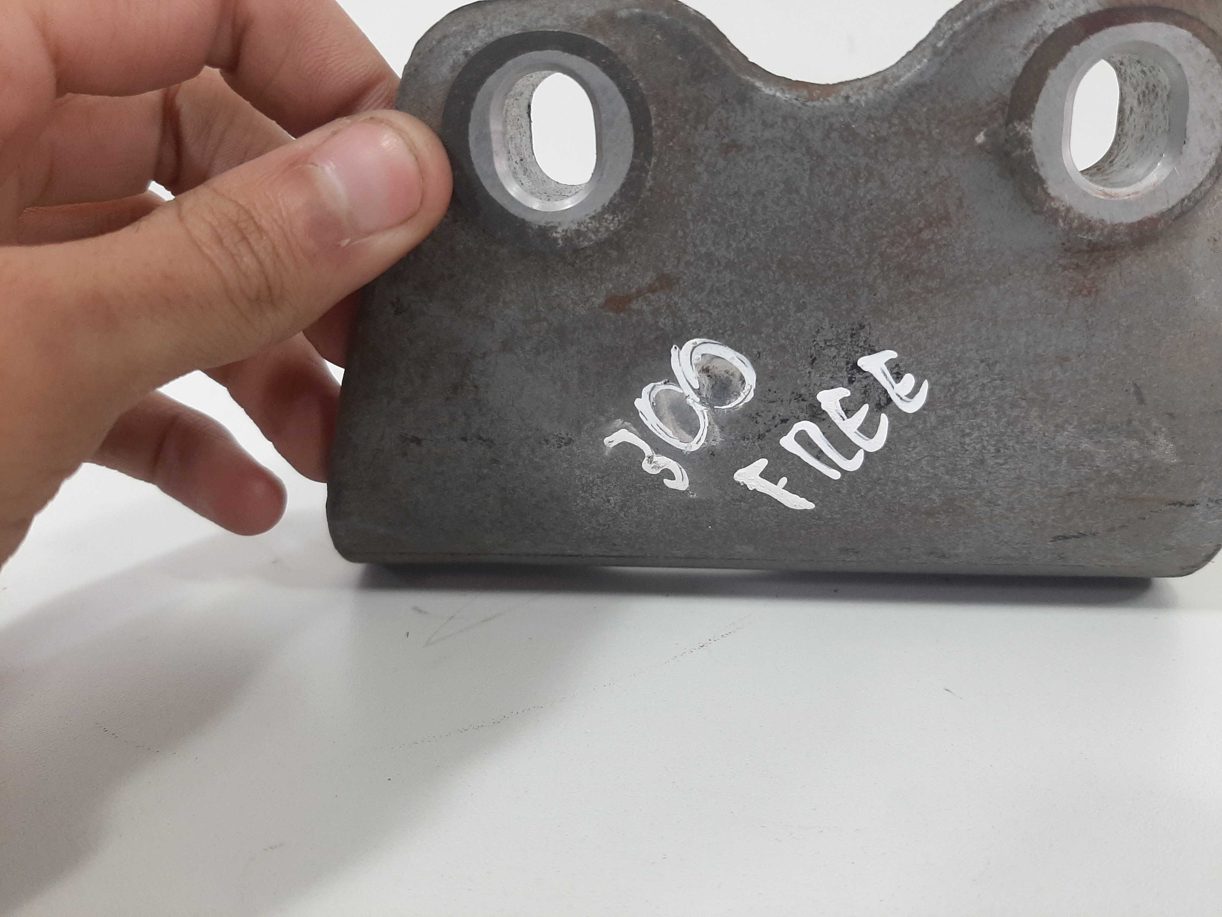 Suporte Diferencial Land Rover Freelander 2 2008 2009 A 2012 4
