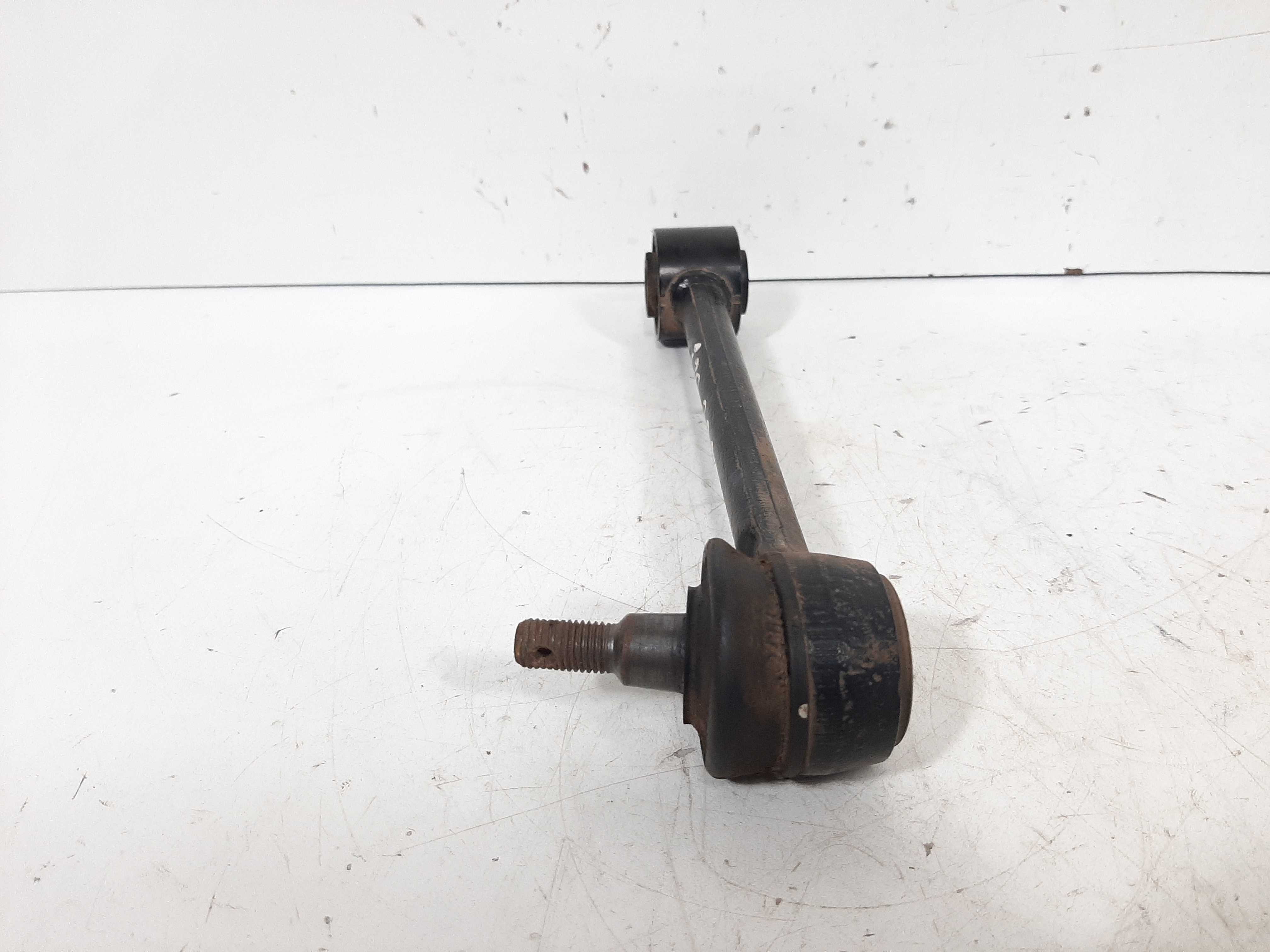 Braço Tirante Traseiro Direito Hyundai I30 2.0 2009 A 2012 2