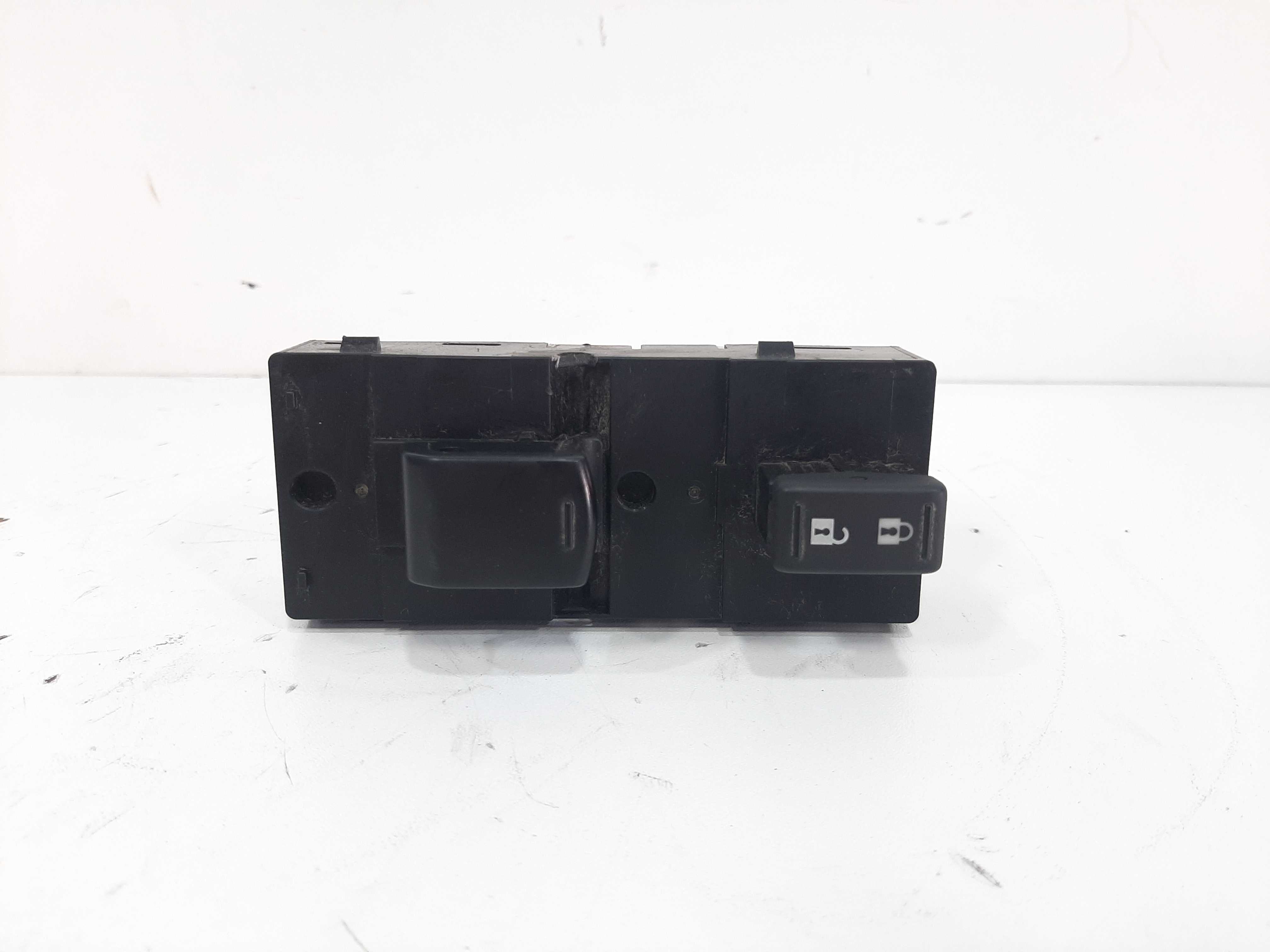 Comando Vidro Dianteiro Direito Nissan Sentra 2008 A 2013 1