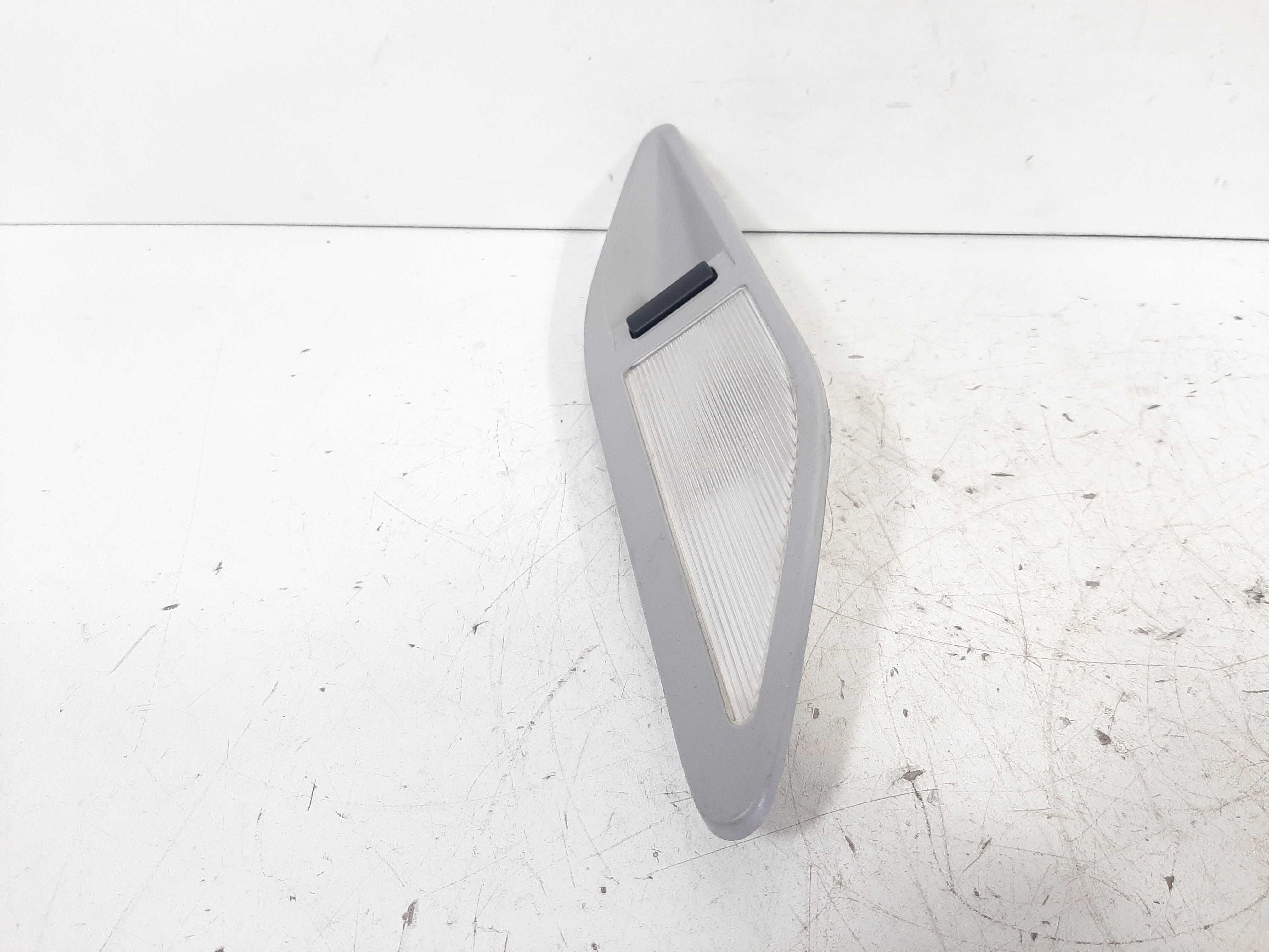 Luz Cortesia Bmw 540i E39 Serie 5 Traseiro Direito 96 A 04 3