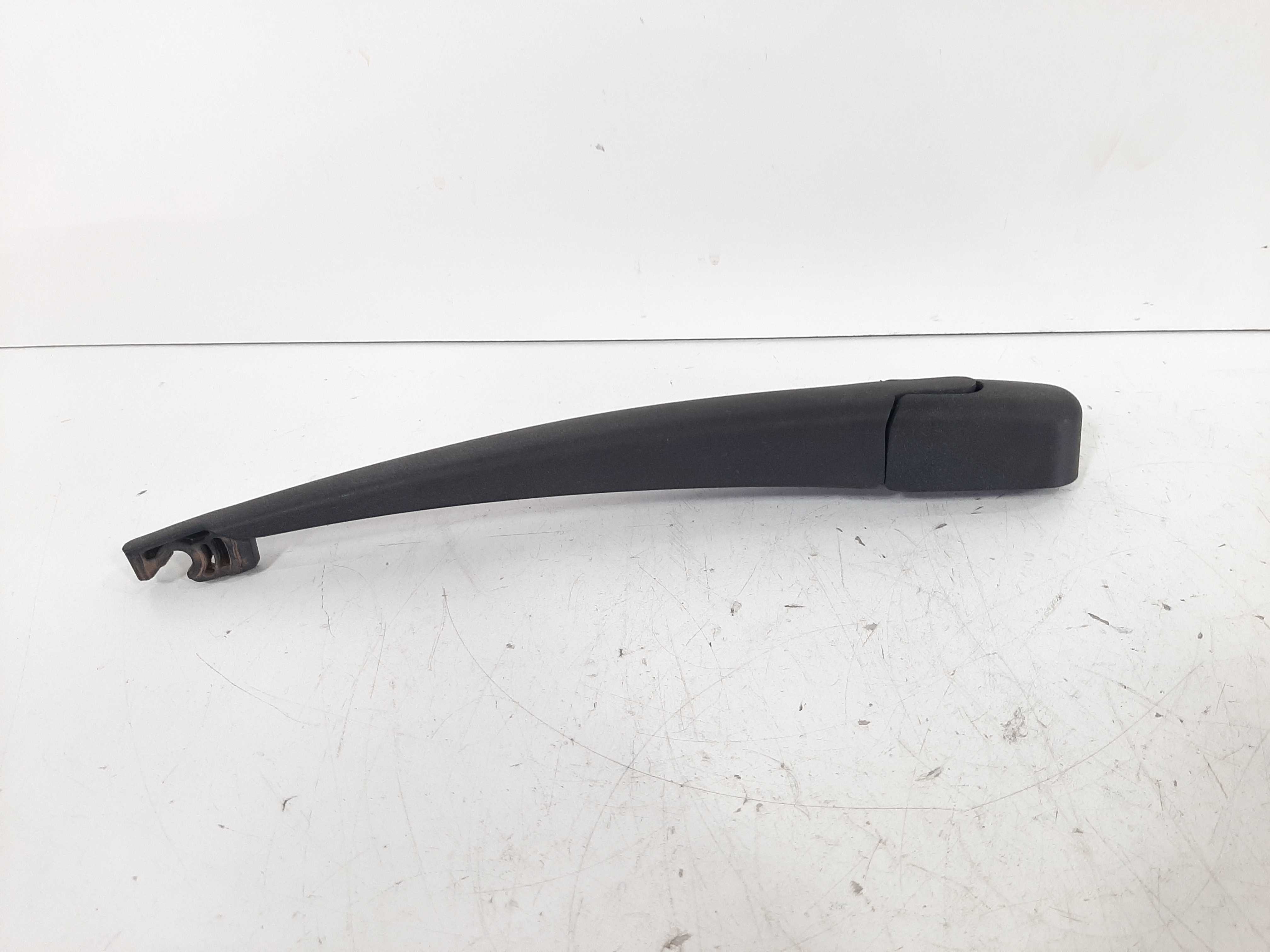 Braço Limpador Vigia Traseiro Hyundai I30 2009 2010 A 2012 7