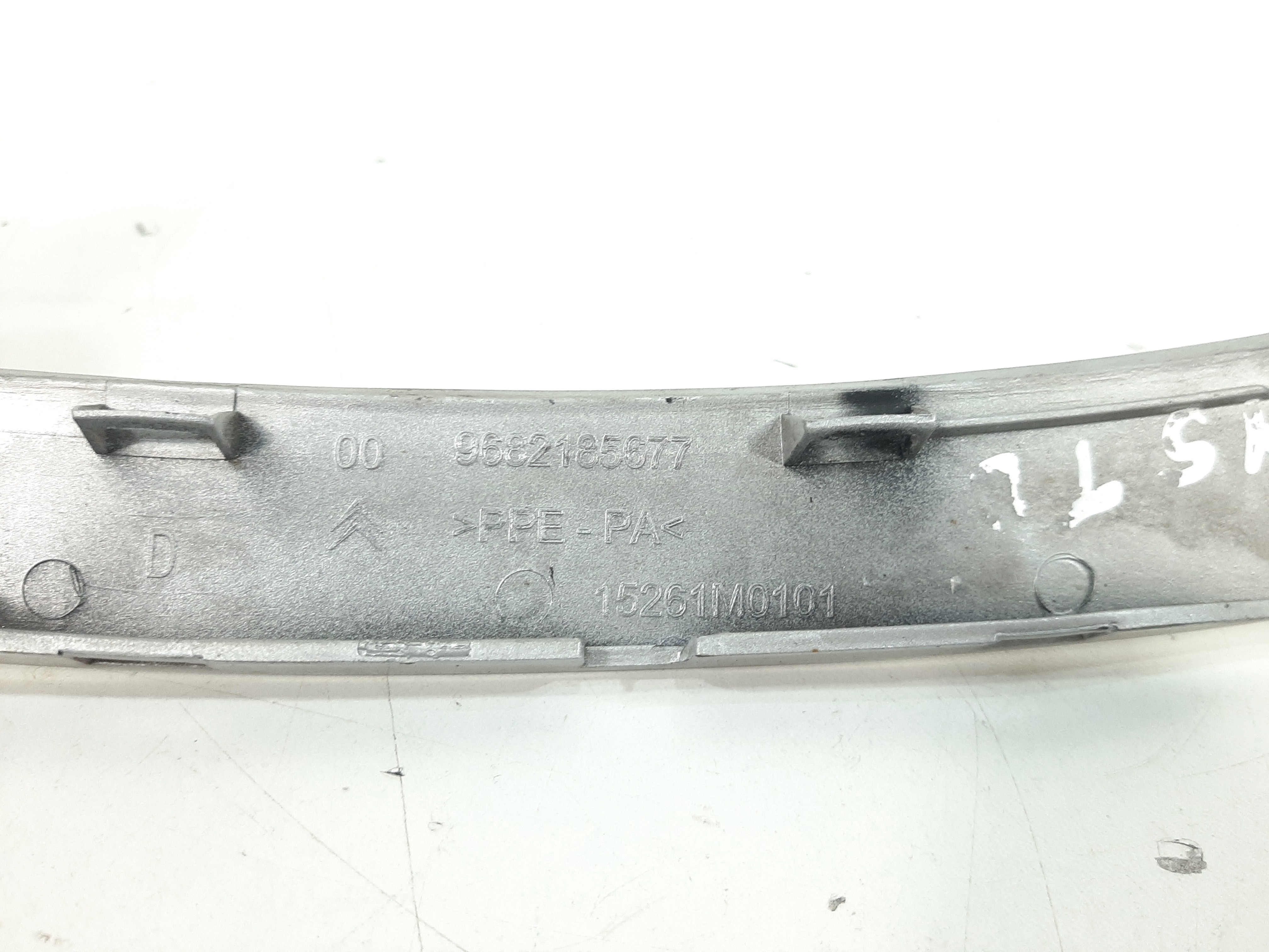Moldura Externa Coluna Traseira Direita C4 Pallas 2007 2013 8