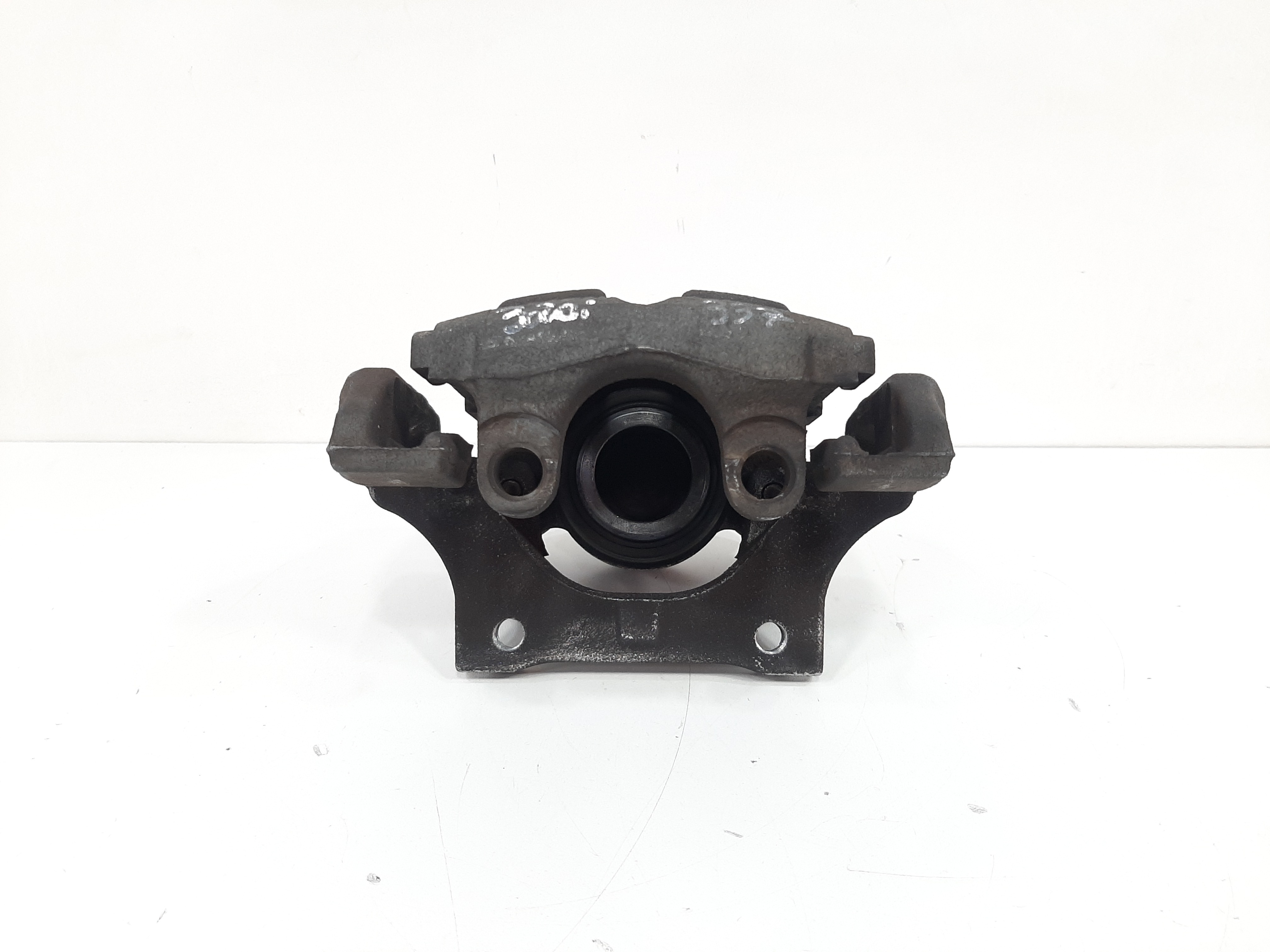 Pinça Traseira Esquerda Bmw 320i E90 N46 2006 A 2012 2