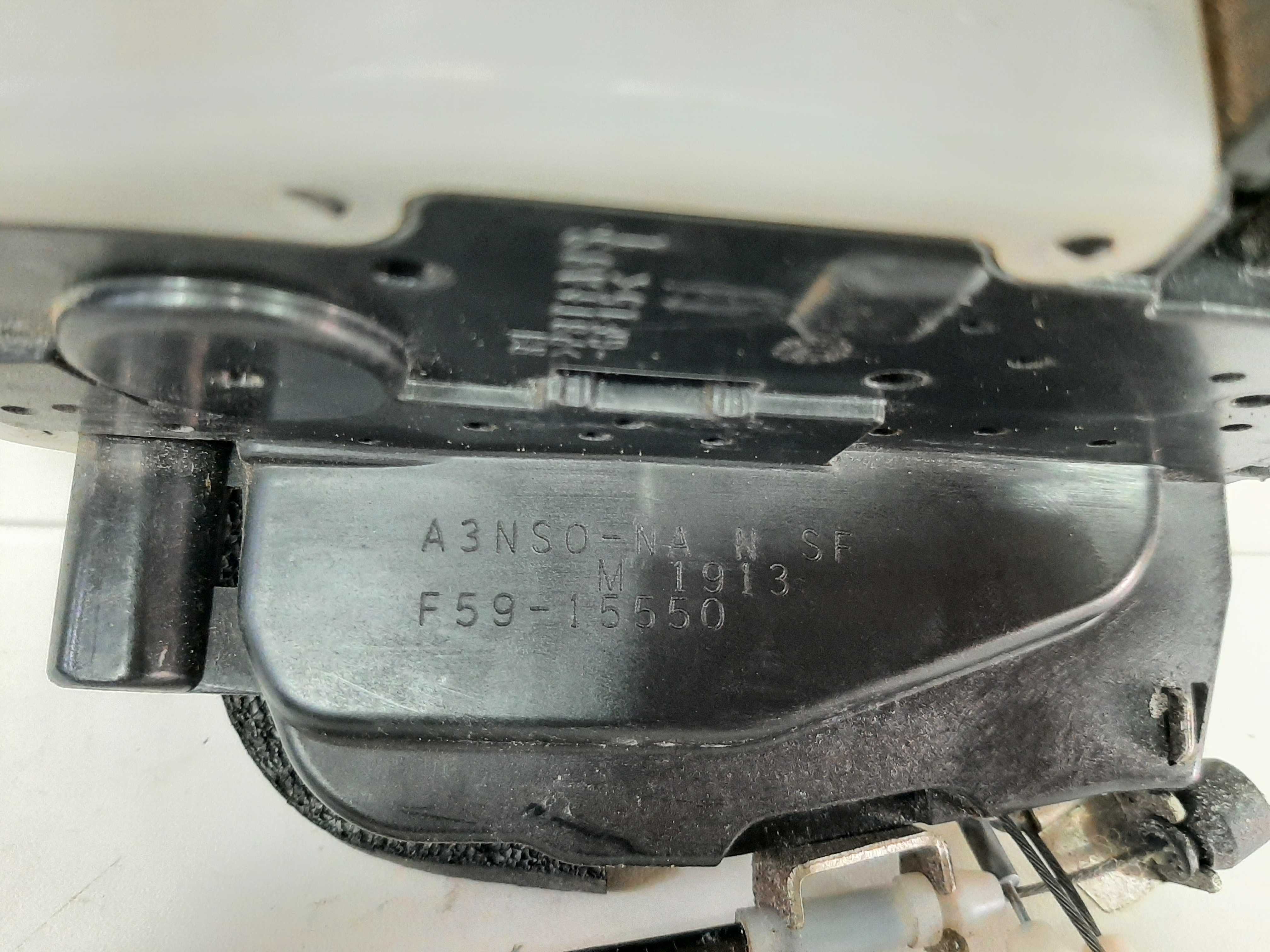 Fechadura Porta Traseira Direita Nissan Sentra 2008 A 2013 6