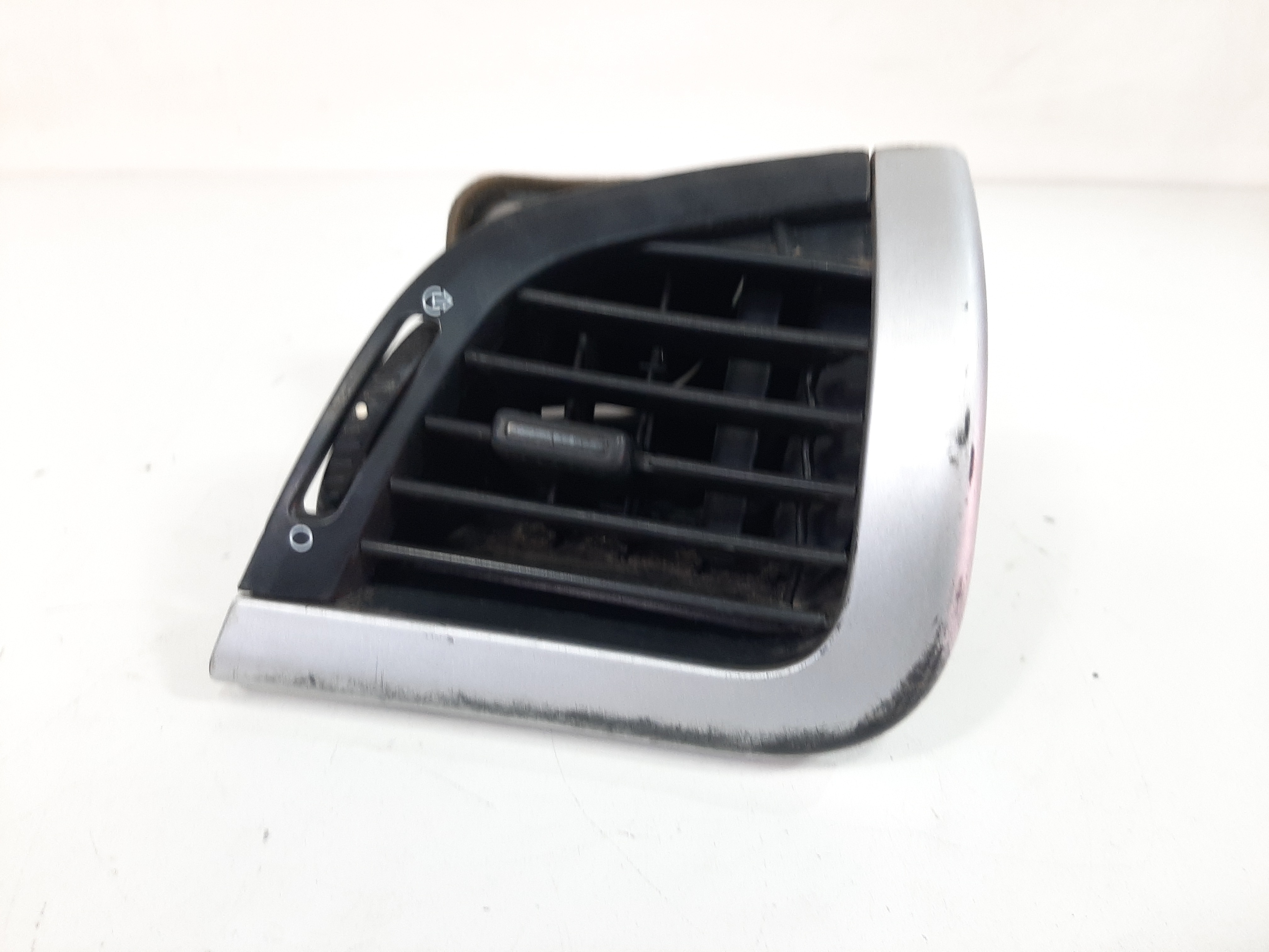 Difusor Ar Dianteiro Direito Peugeot 207 2008 2009 A 2013 8