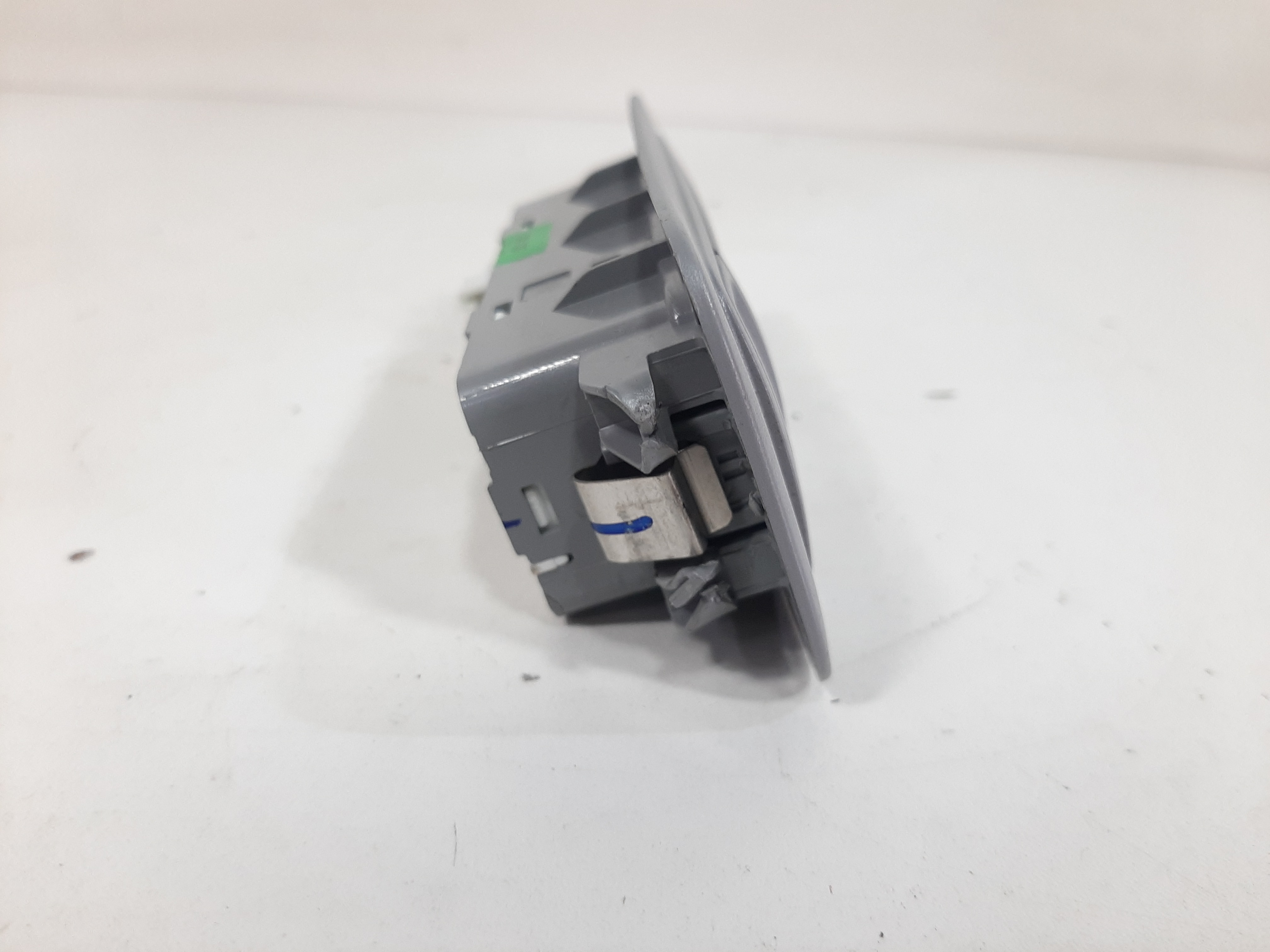 Luz Cortesia Dianteiro Esquerd Chery Tiggo 8 1.6 2019 A 2022 1