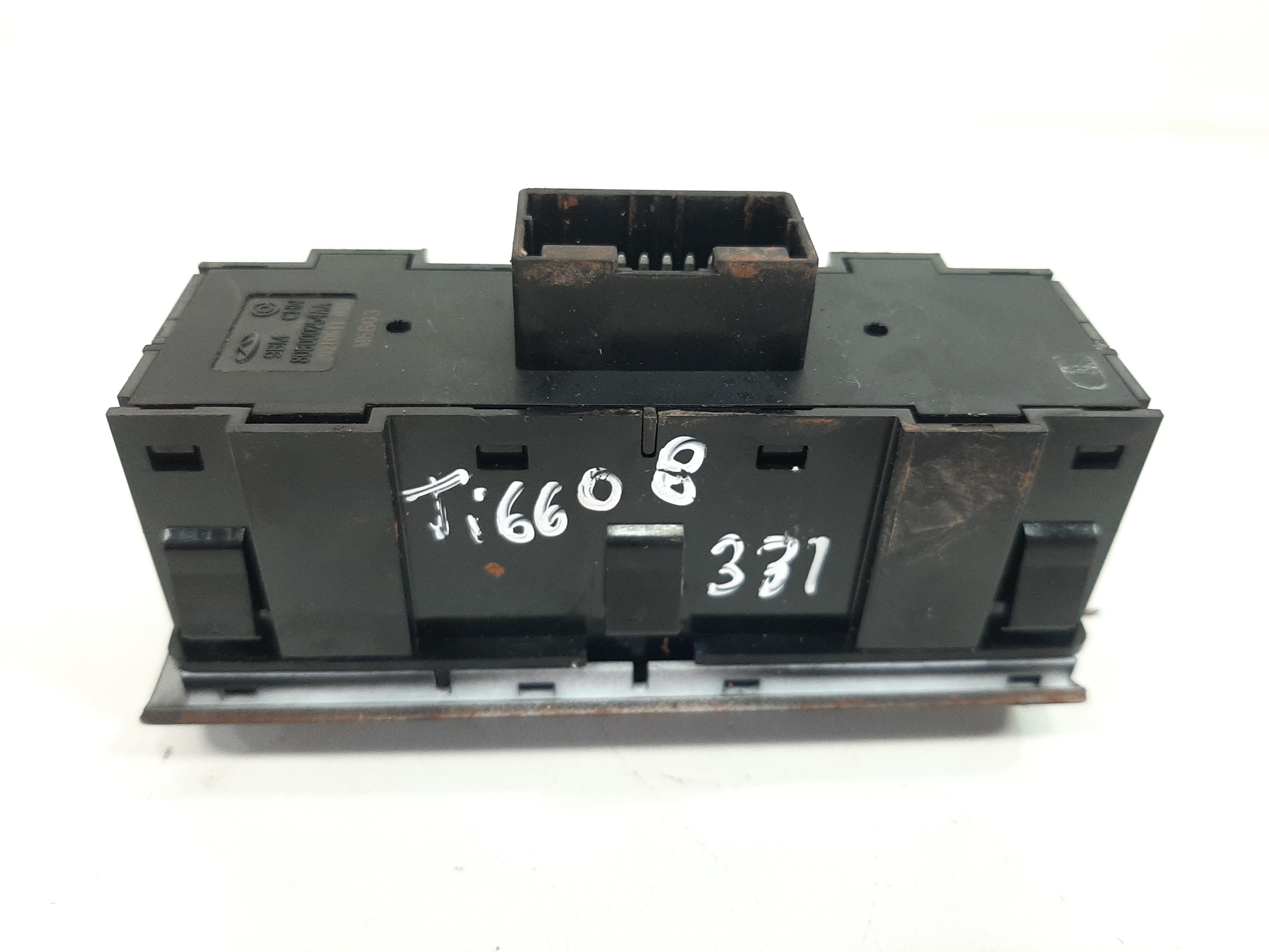 Botão Comando Farol Porta Malas Chery Tiggo 8 2019 A 2022 2