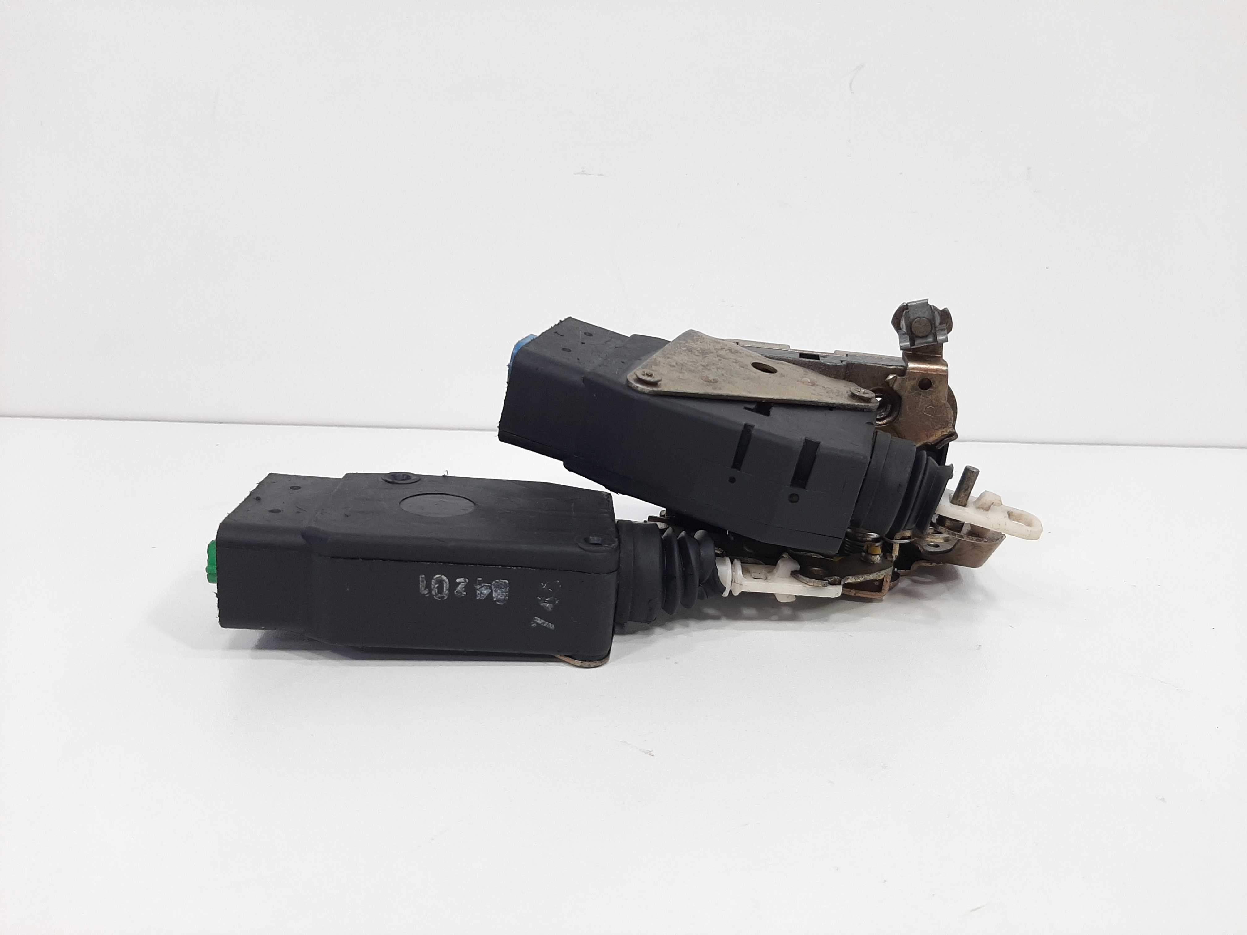 Fechadura Interna Traseira Direita Volvo V40 1997 A 2003 3
