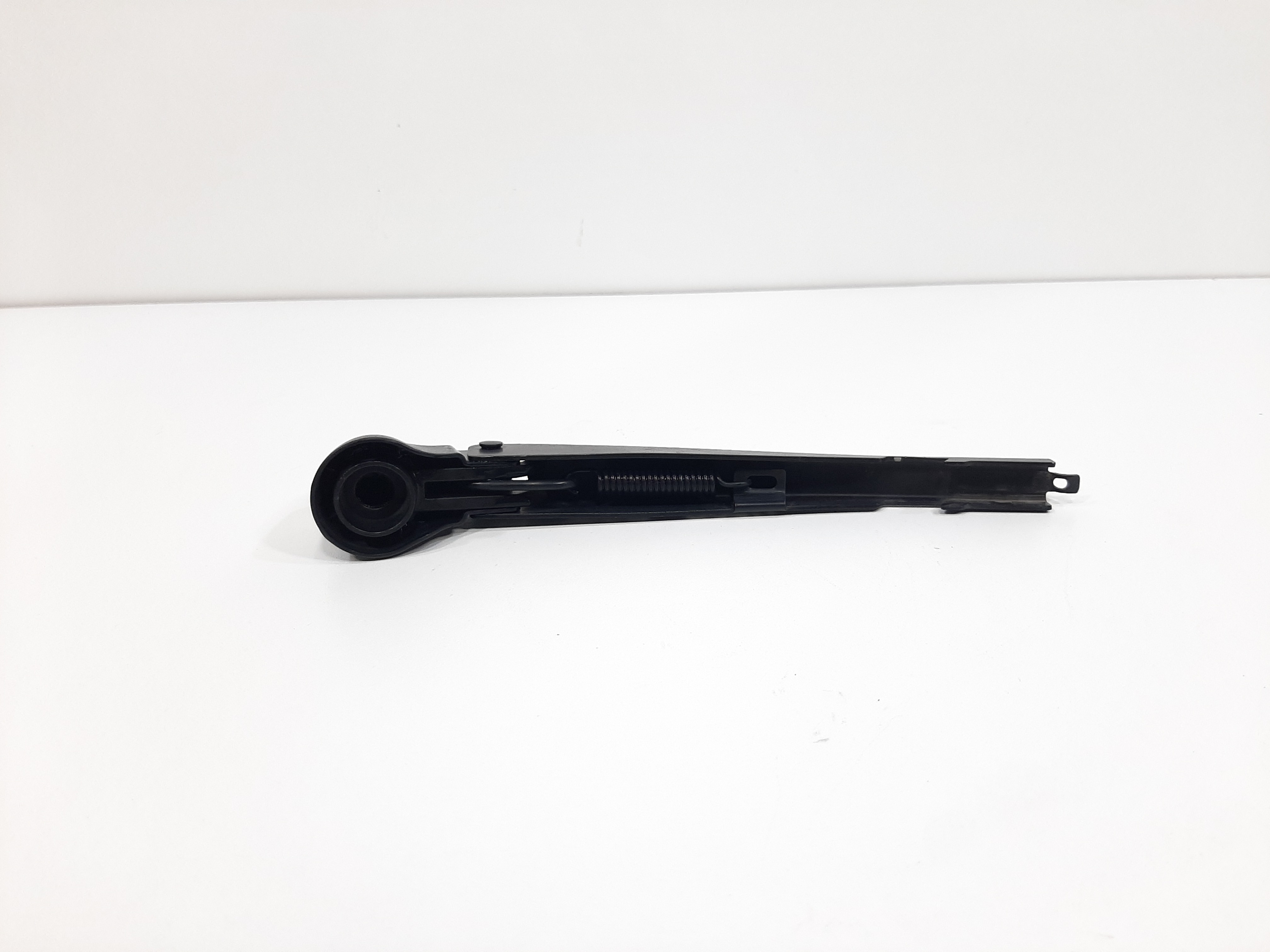 Braço Limpador Vidro Traseiro Mercedes A200 W176 2013 A 2018 1