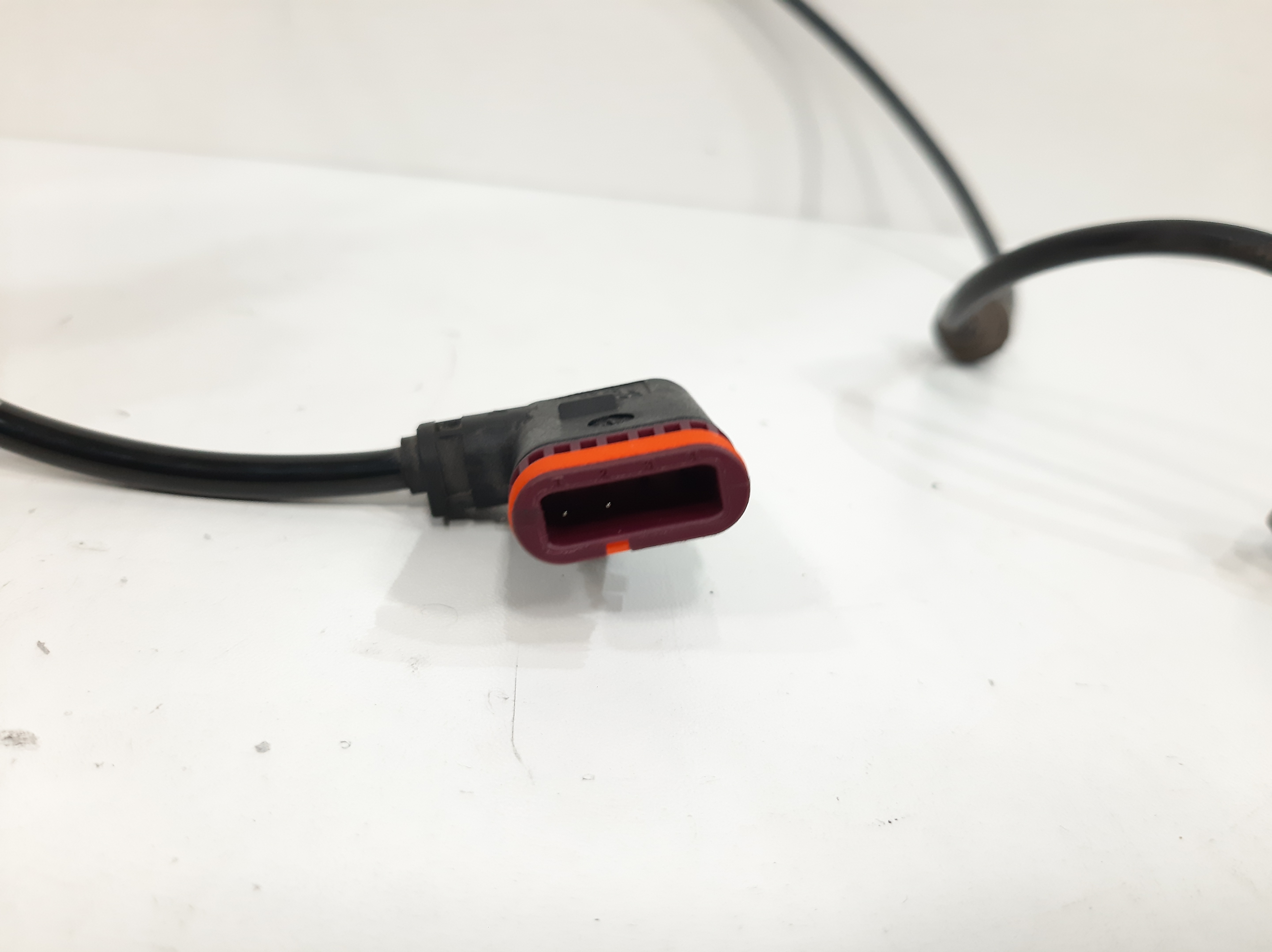 Sensor Abs Traseiro Direito Mercedes C180 W204 2008 A 2014 3