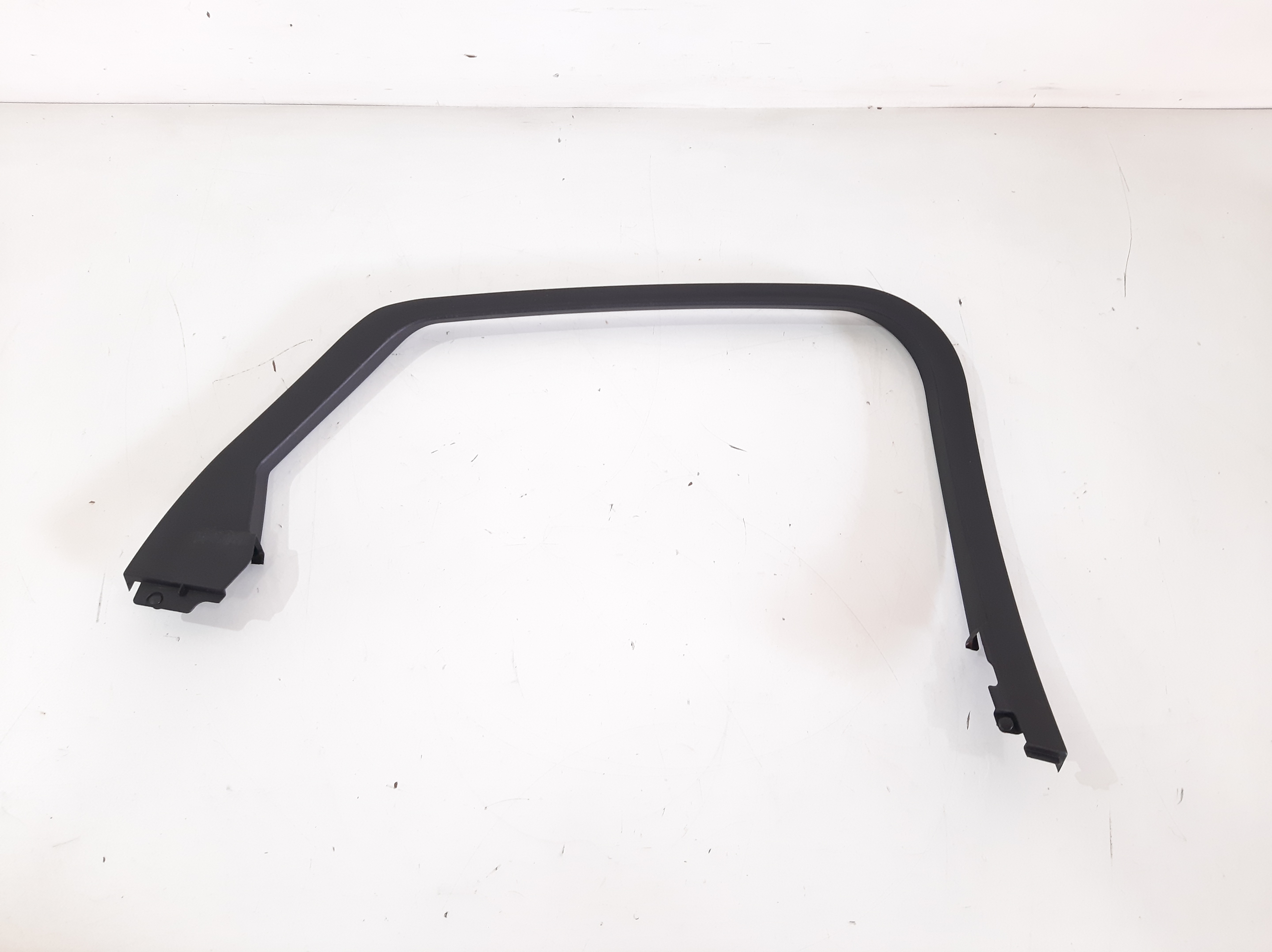 Moldura Arco Porta Traseira Esquerda Ford Fusion 2014 A 2019 8