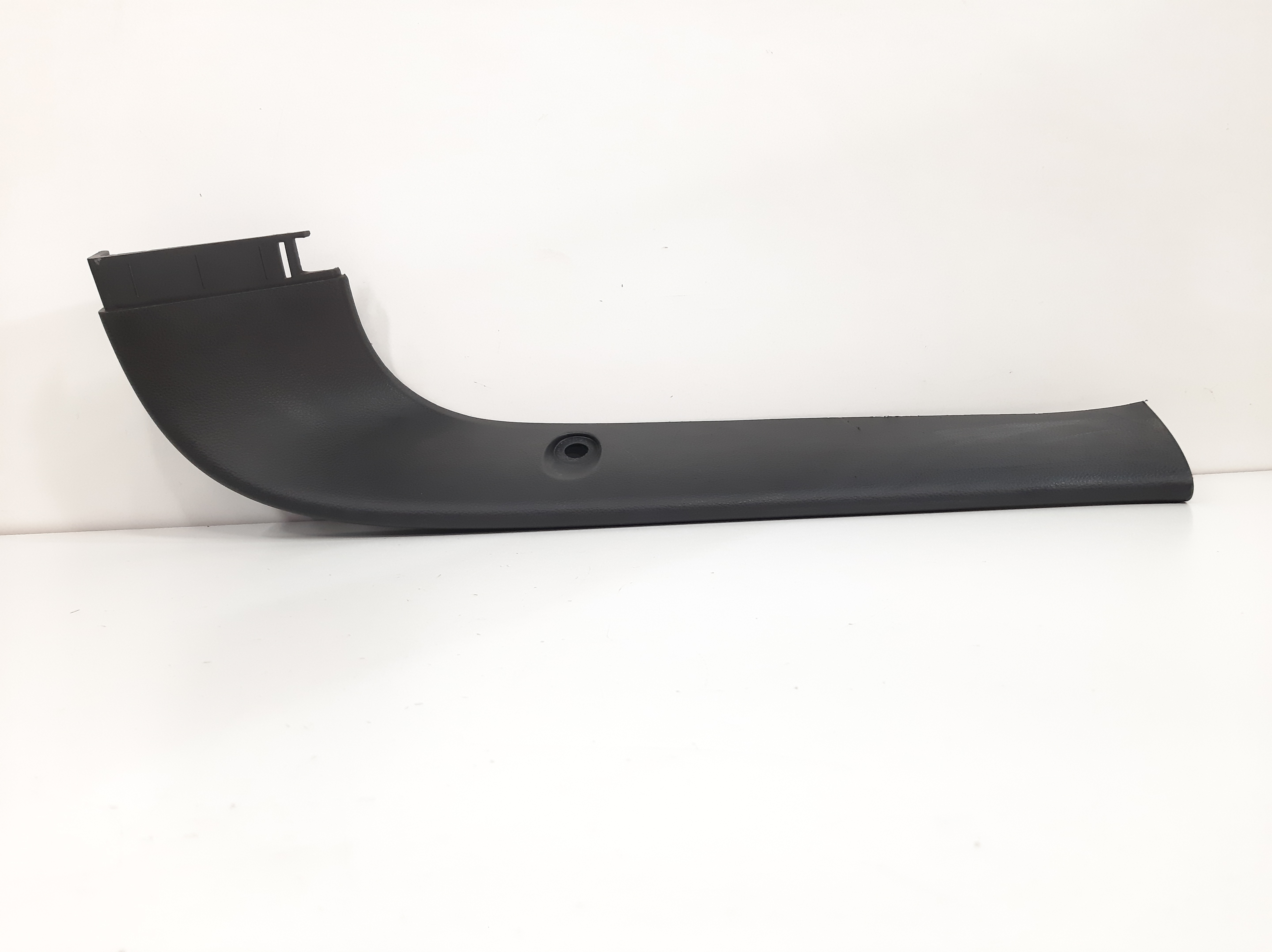 Moldura Traseira Direita Gm Chevrolet Cruze 2011 2012 A 2016 2