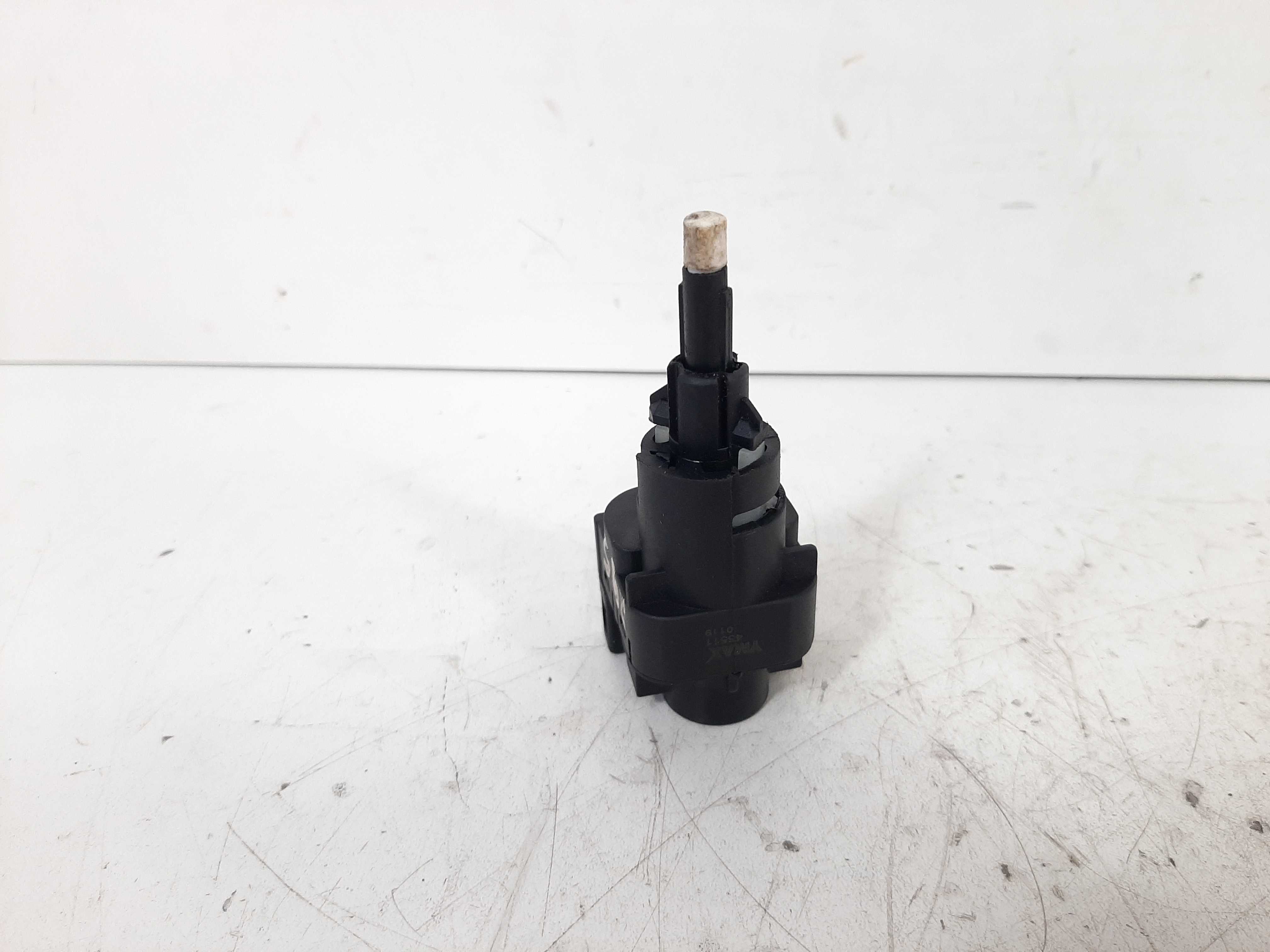 Sensor Interruptor Luz Vw Audi Golf A3 1999 A 2004 9