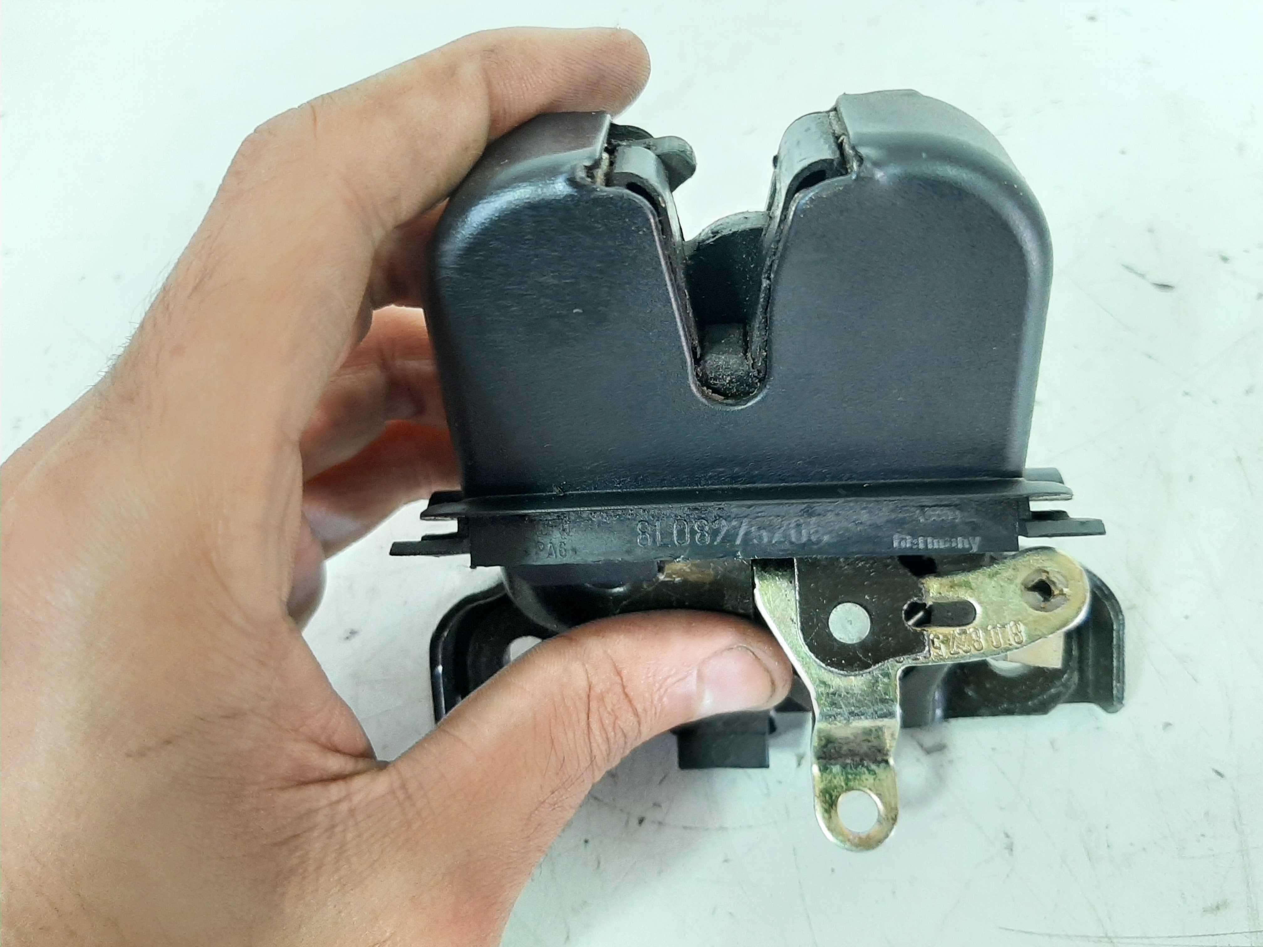 Fechadura Tampa Traseira Audi A3 1999 A 2004 5